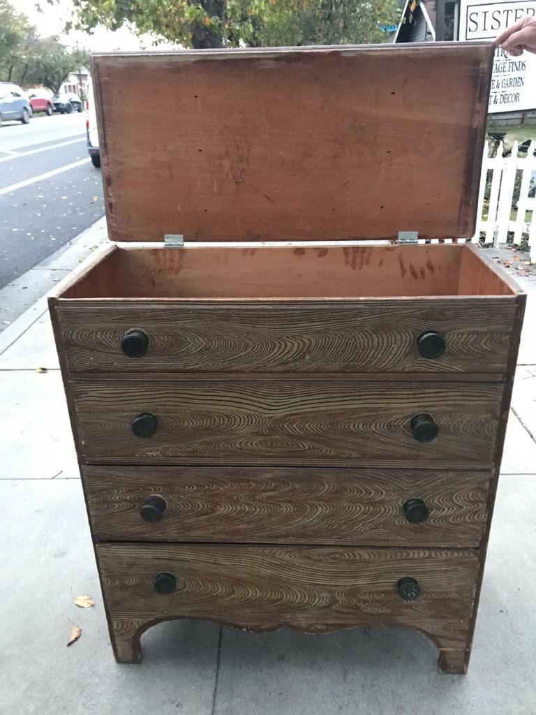 American 19th Century Blanket Chest in Original Comb Painted Surface For Sale