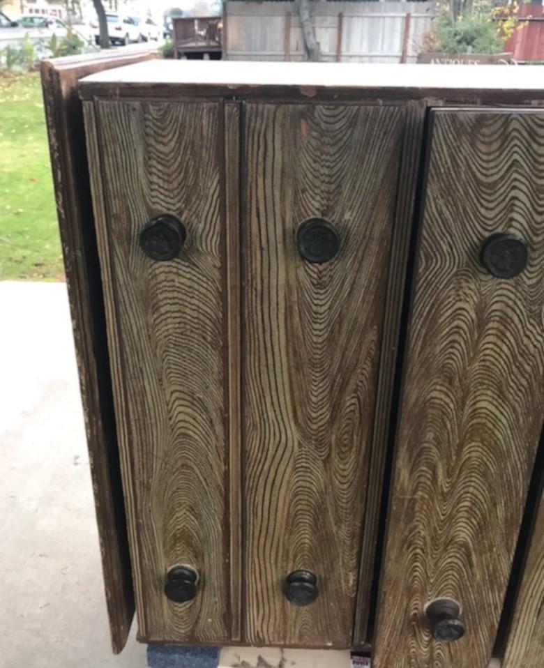Wood 19th Century Blanket Chest in Original Comb Painted Surface For Sale