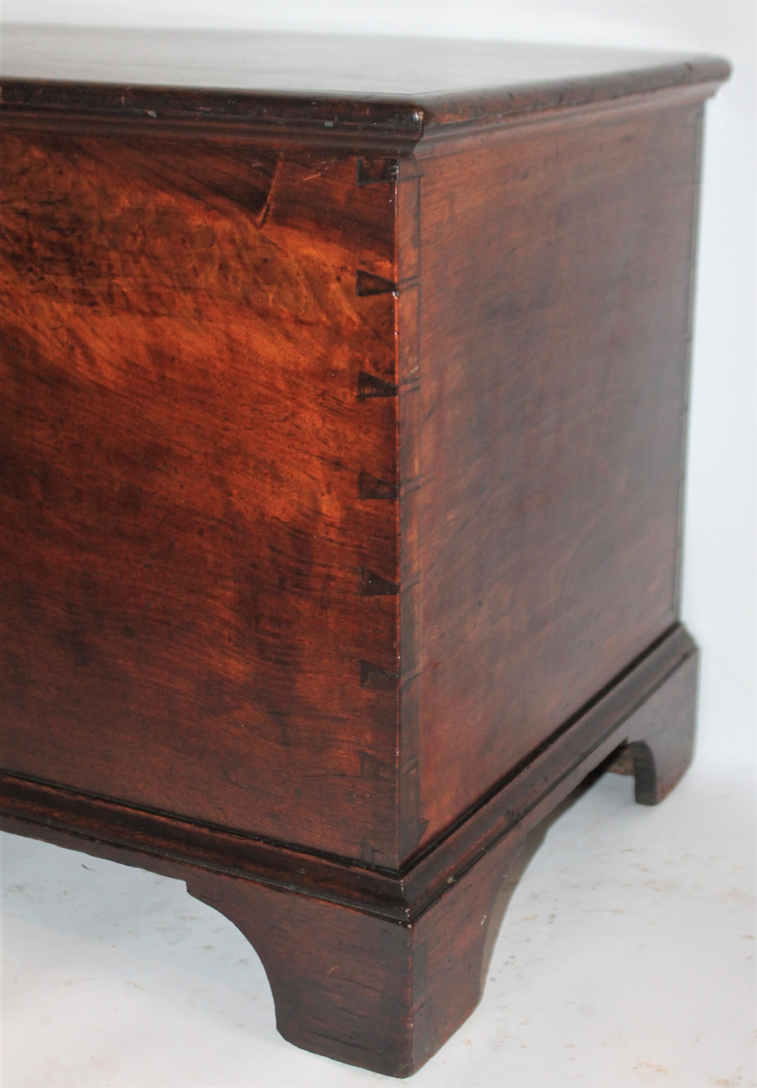 Hand-Crafted 19th Century Blanket Chest in Walnut from Pennsylvania
