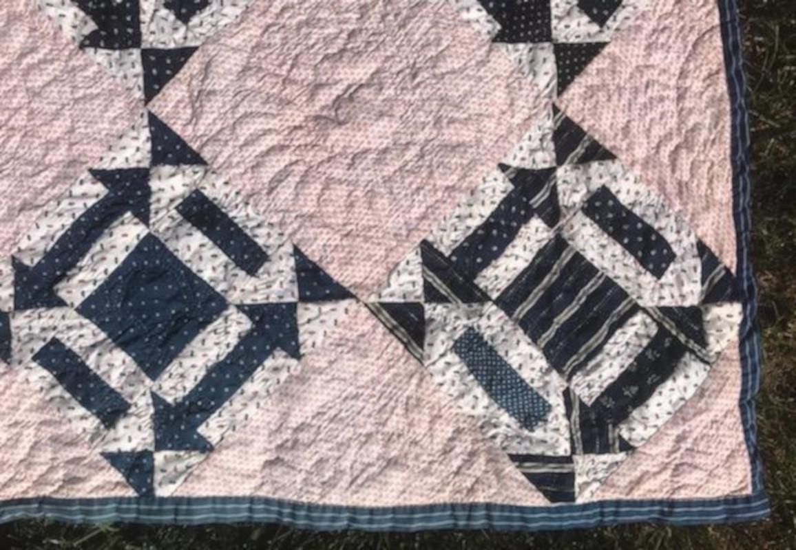 Country 19th Century Blue & White Arrow Pattern Quilt with Red Stripe Back Round For Sale