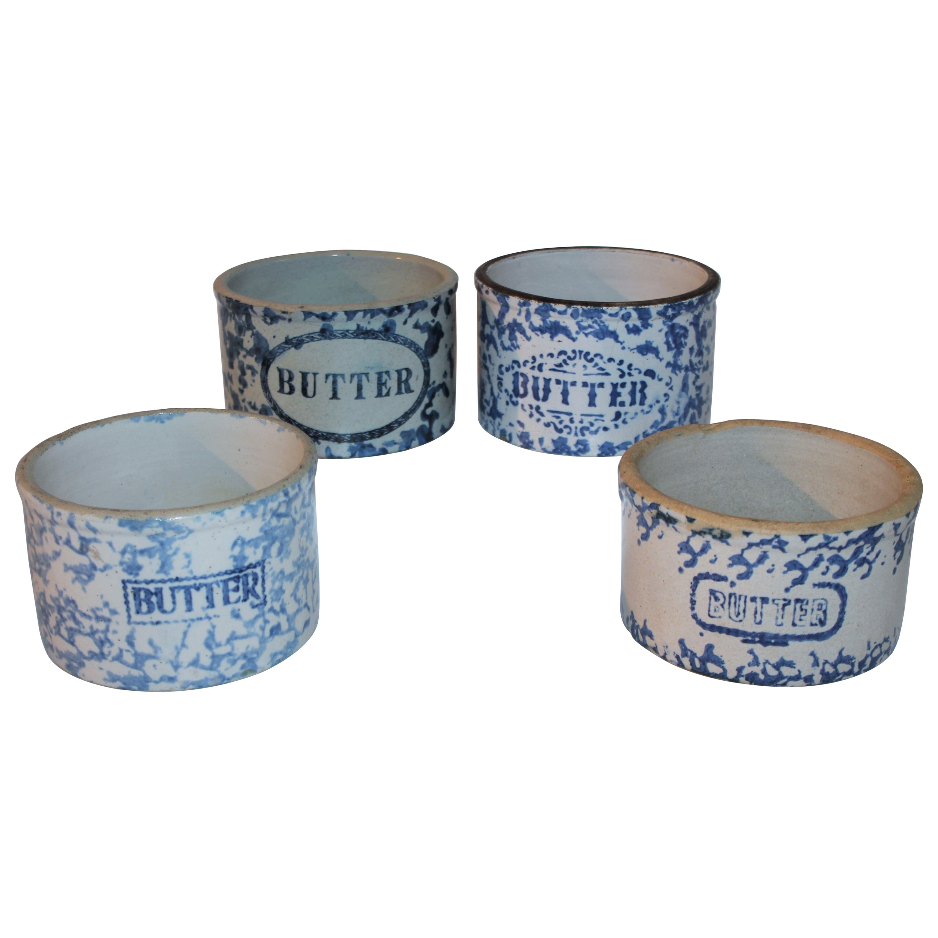 Poterie en éponge bleue et blanche du 19ème siècle Crocks à beurre, 4 pièces en vente