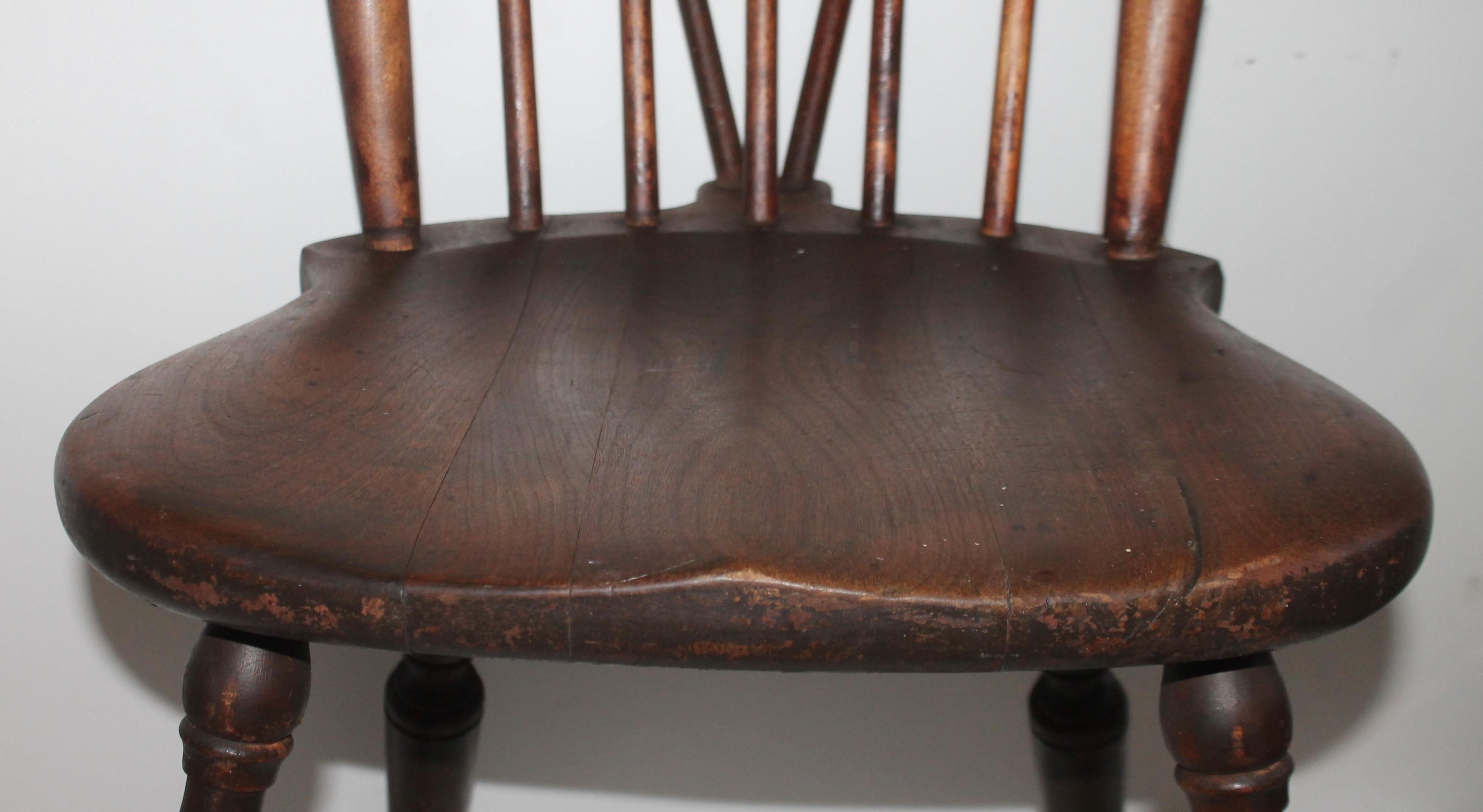 Hand-Crafted 19th Century Brace Back Windsor Chair with Saddle Seat