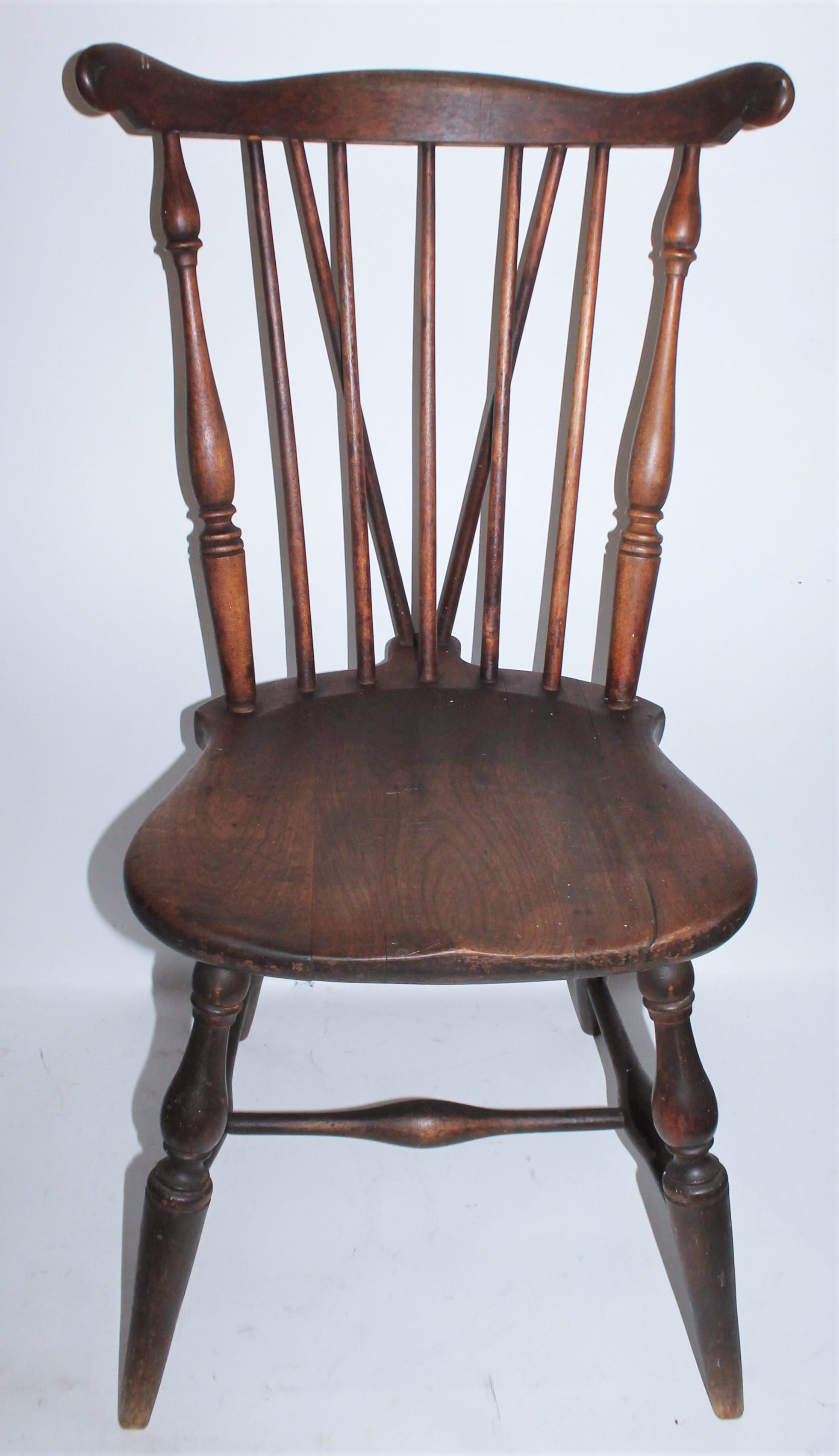 Walnut 19th Century Brace Back Windsor Chair with Saddle Seat