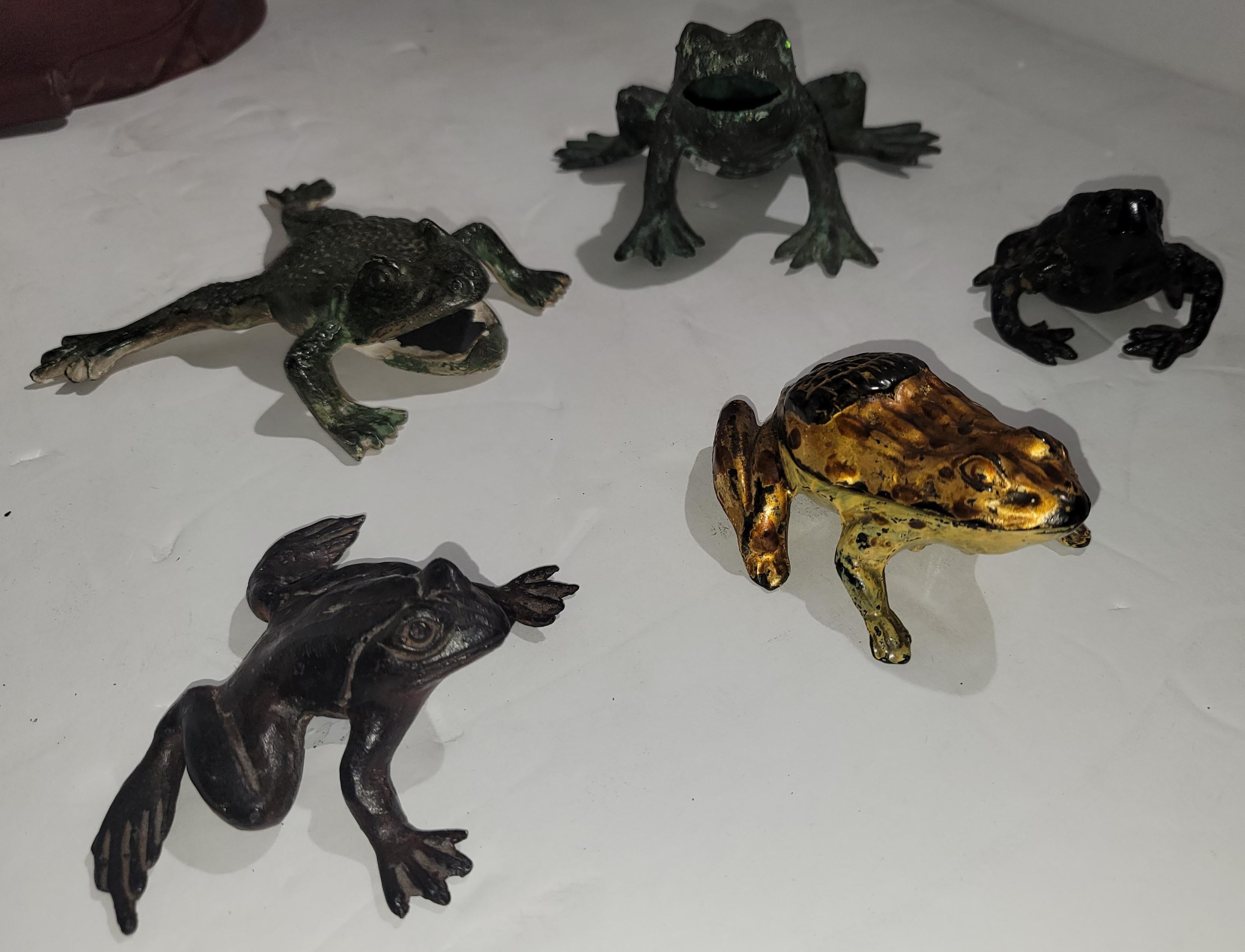 19Thc Bronze & Iron Frogs Collection In Good Condition For Sale In Los Angeles, CA