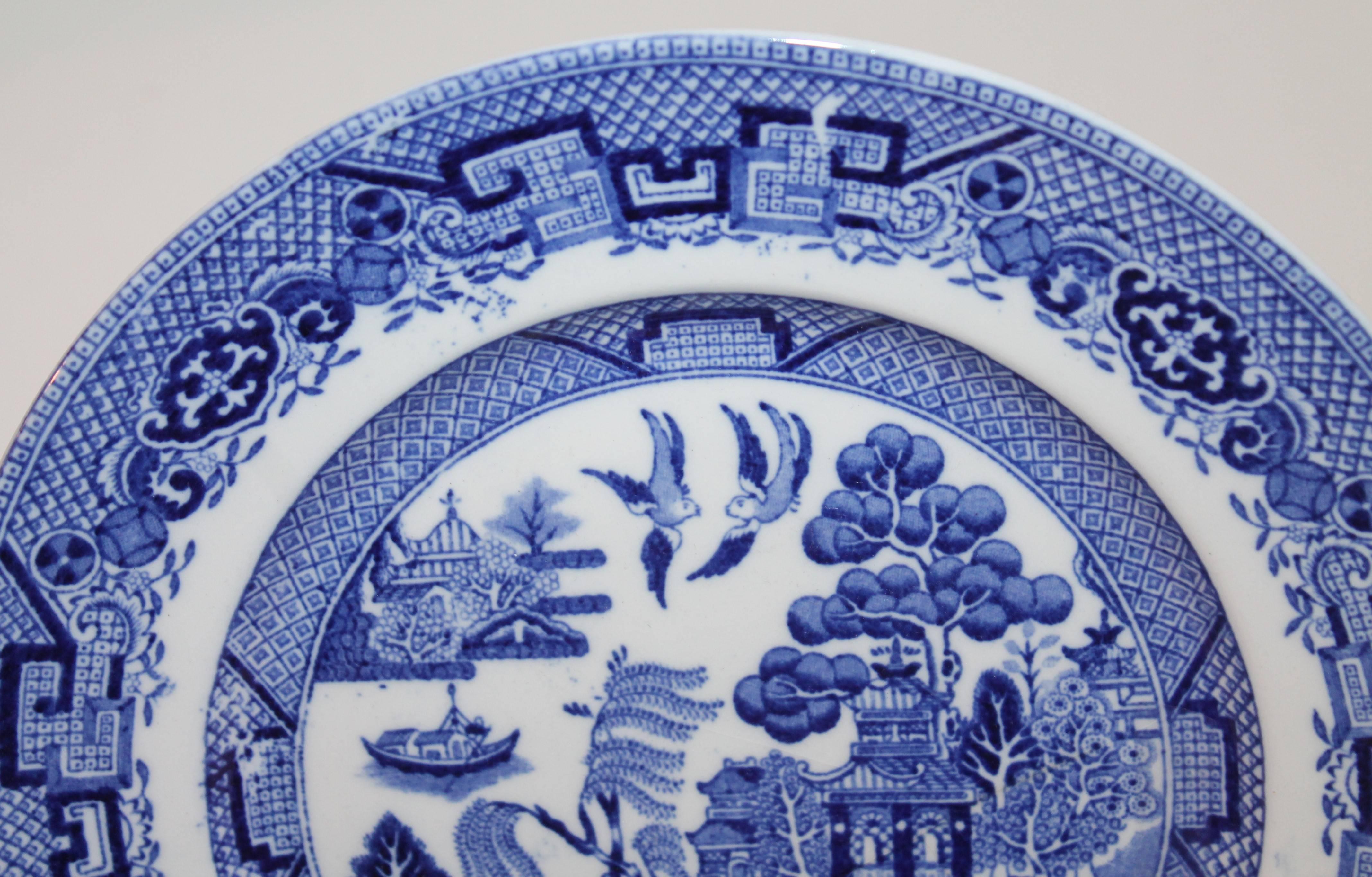 Autre Assiettes en saule bleu du 19ème siècle fabriquées par L. Bamberger and Co. en vente
