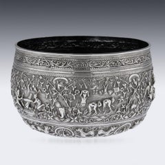 Handgefertigte birmanische Schale aus massivem Silber des 19. Jahrhunderts, um 1880
