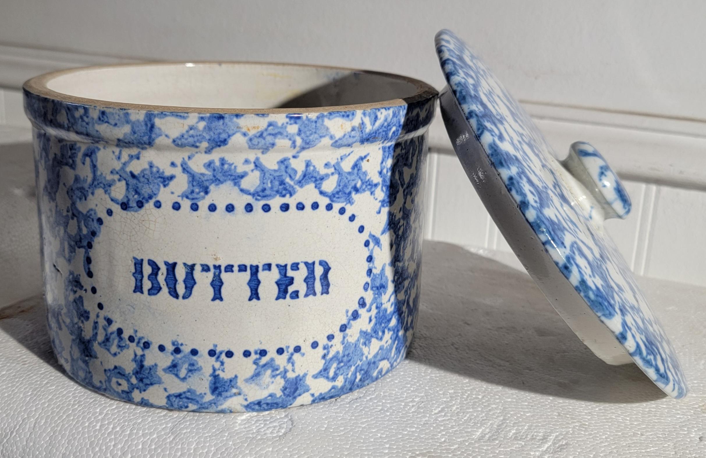 19thc Blue and white sponge butter crock. beautiful pattern on this sponge ware crock. Spells butter in front of the crock. The lids sits on top of the bowl. 
Wonderful age. 

butter crock measures - 8 x 7

