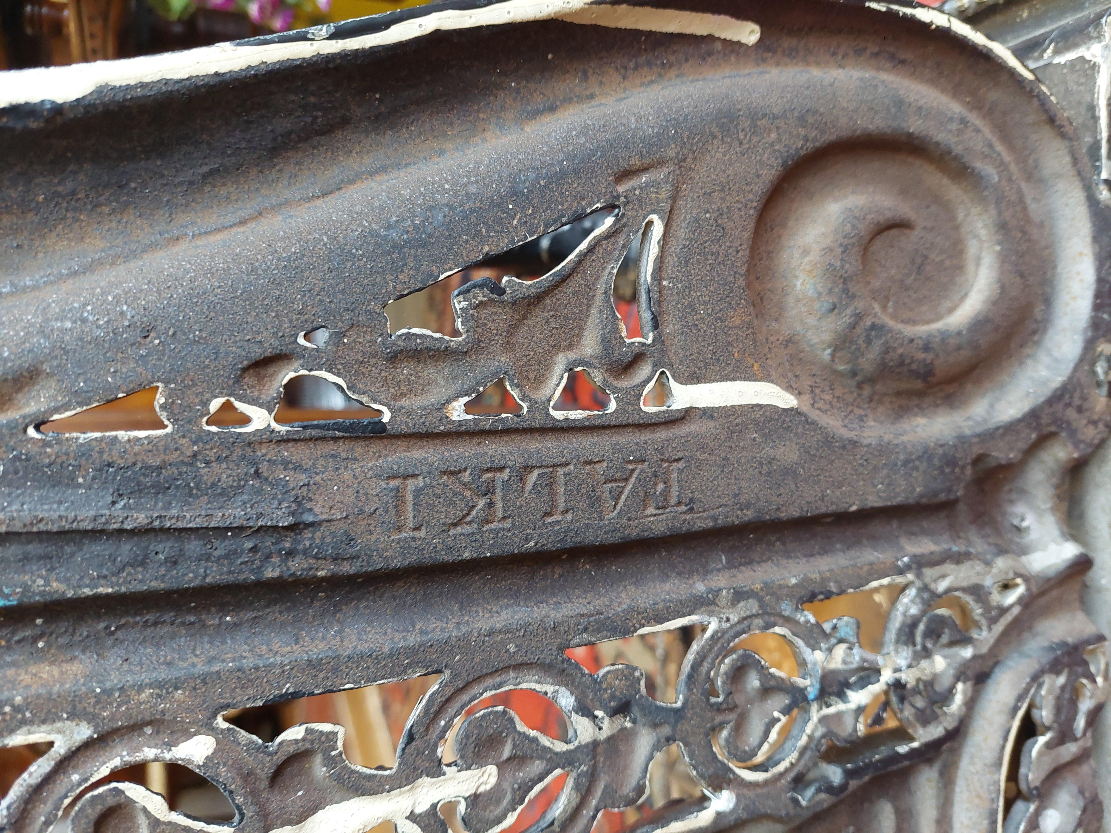 19thC Cast Iron Hall Stand by the Falkirk Foundry For Sale 6