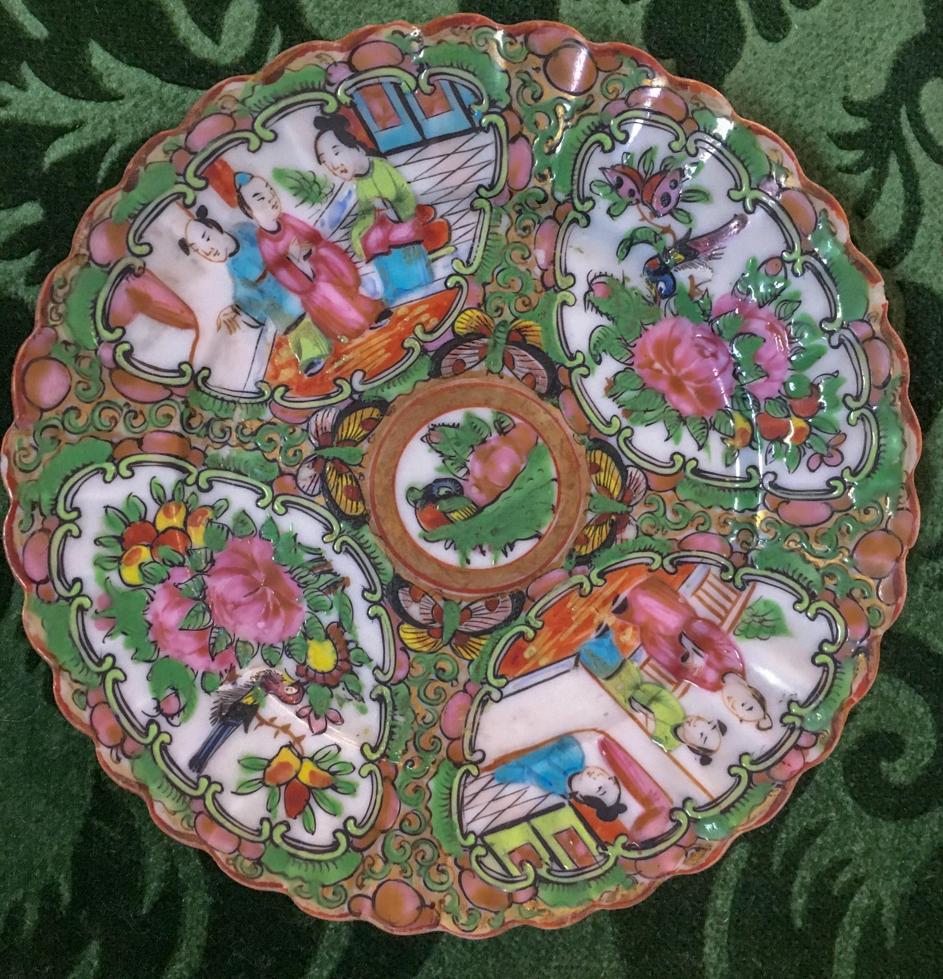 Hand-Painted 19thc Chinese Export Scalloped Rose Medallion Set of Ten Dessert or Bread Plates