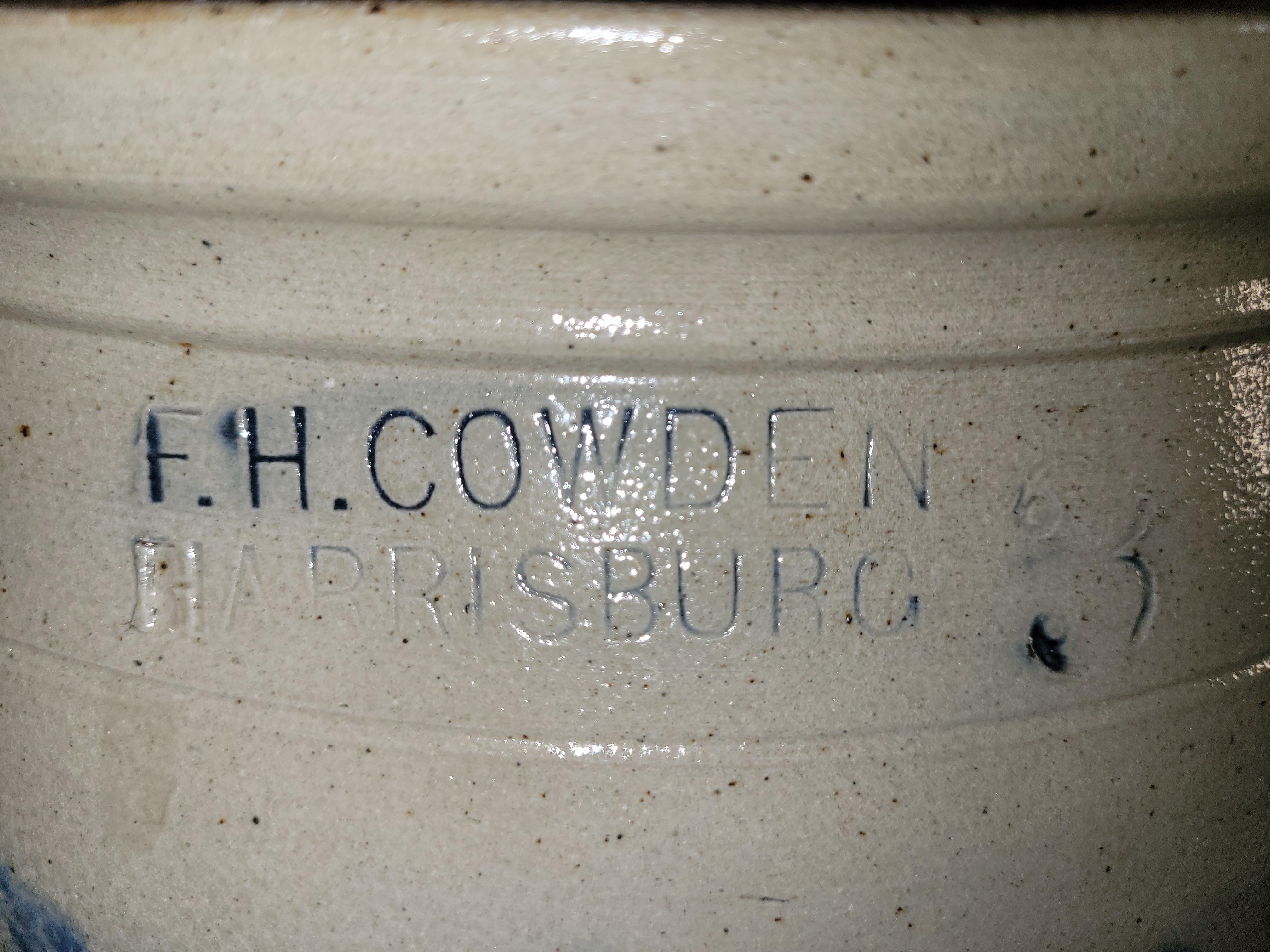 Vaso decorato Cowden & A. Wilcox del XIX secolo In condizioni buone in vendita a Los Angeles, CA