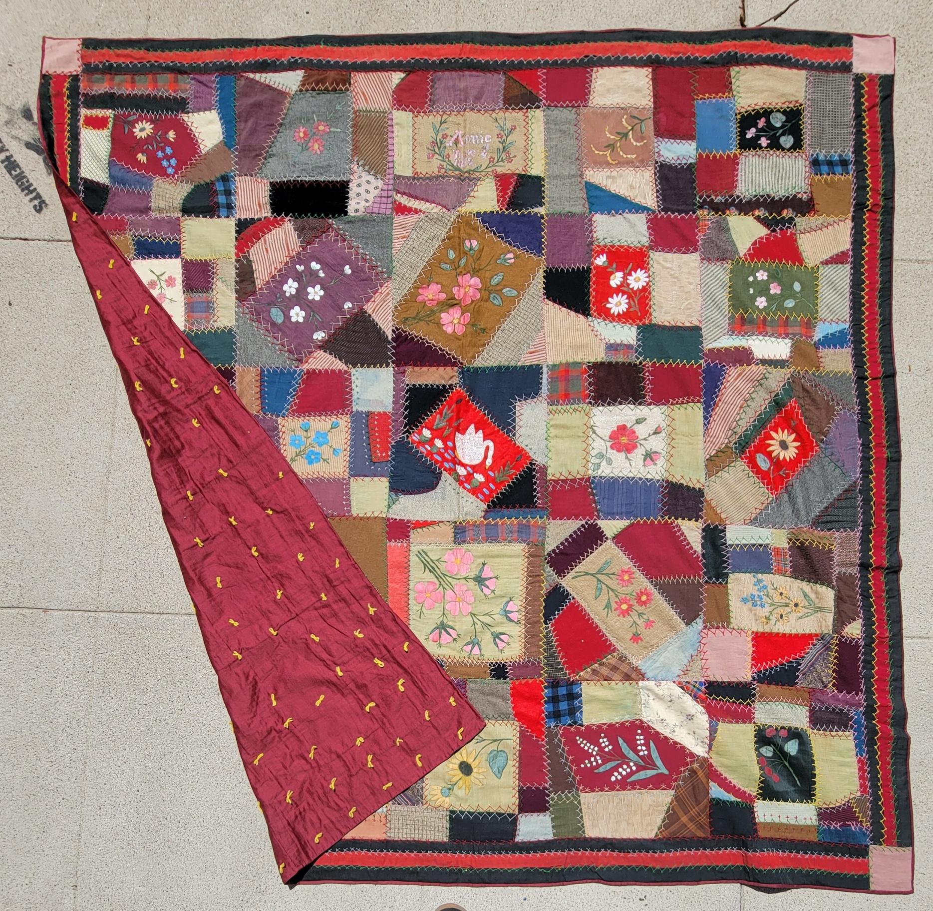 Ce quilt de 19Thc est signé et daté 1882 et écrit 