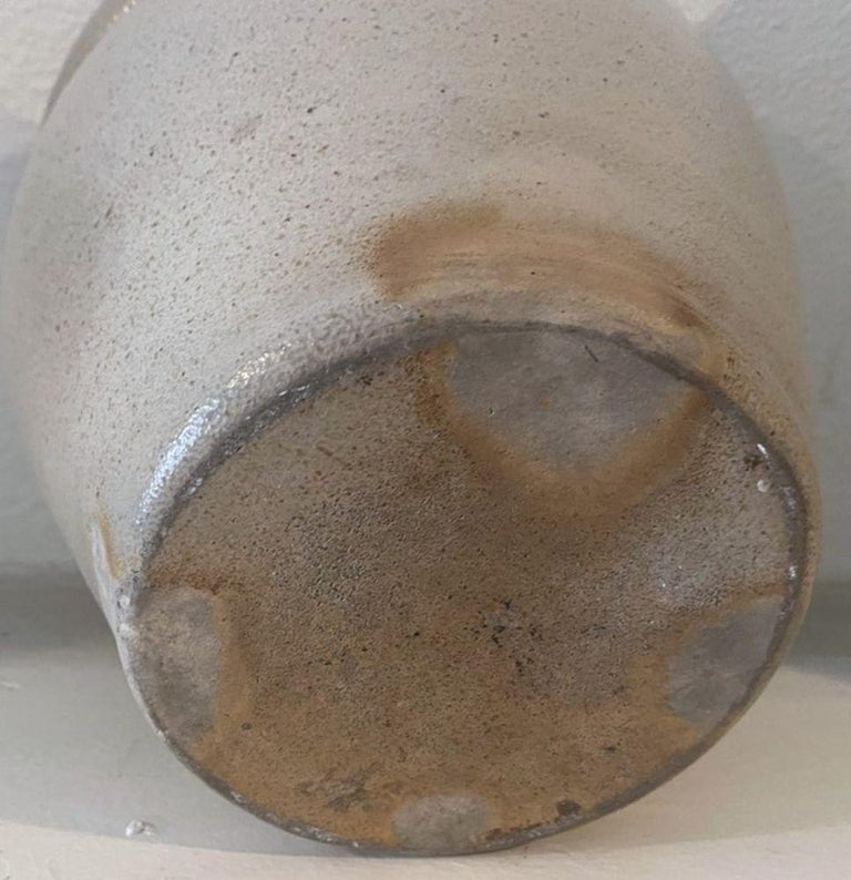 19th Century Decorated Salt Glaze Crock from Pittston, Pennsylvania In Good Condition For Sale In Los Angeles, CA