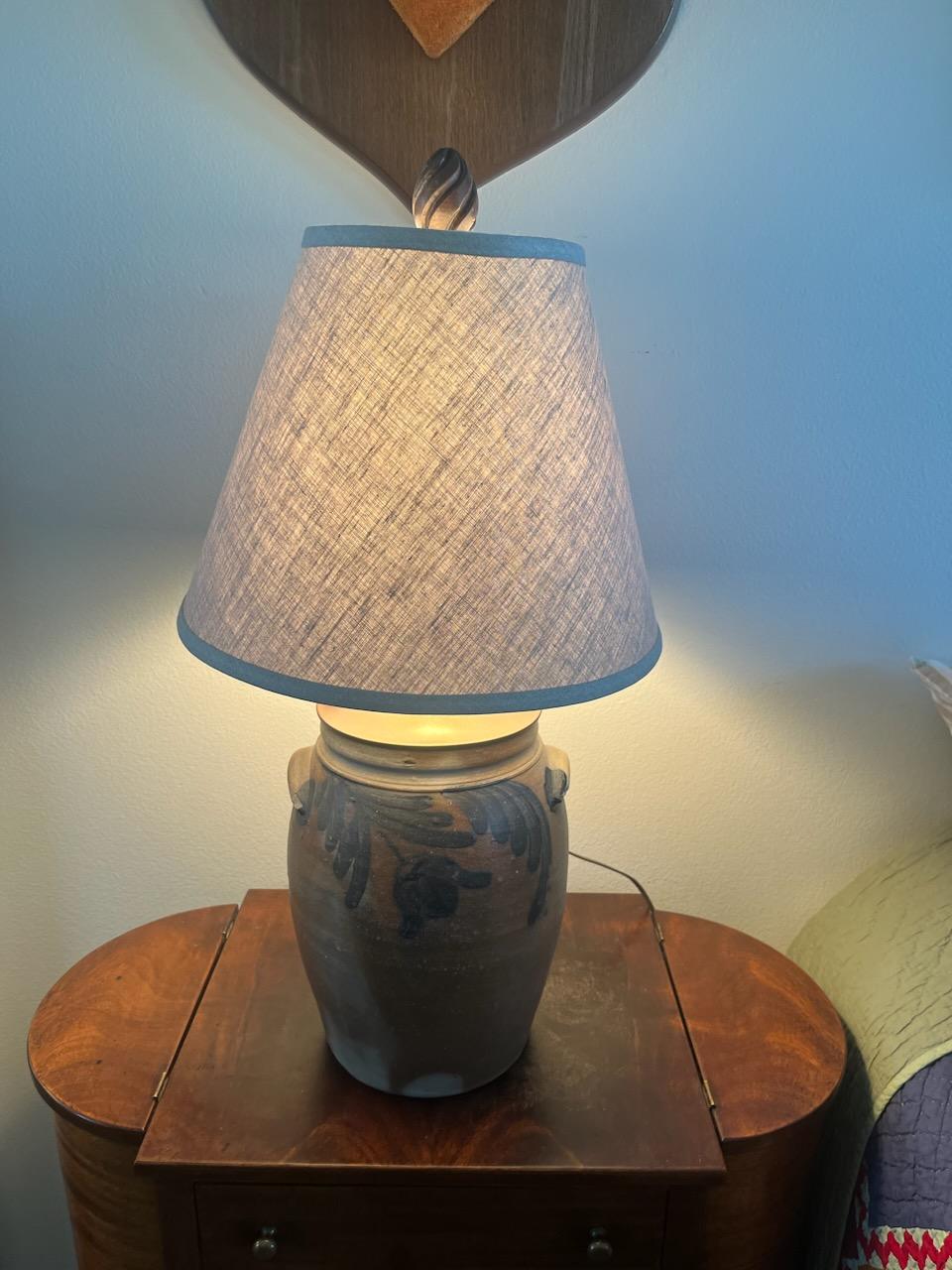 American 19thc Decorated Stoneware Crock Table Lamp For Sale