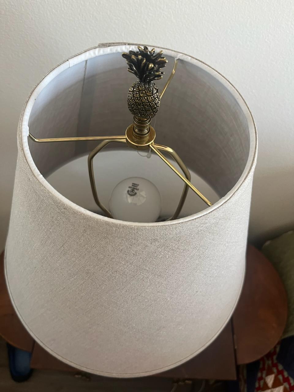 Lampe de table en grès décoré du 19e siècle Bon état - En vente à Los Angeles, CA