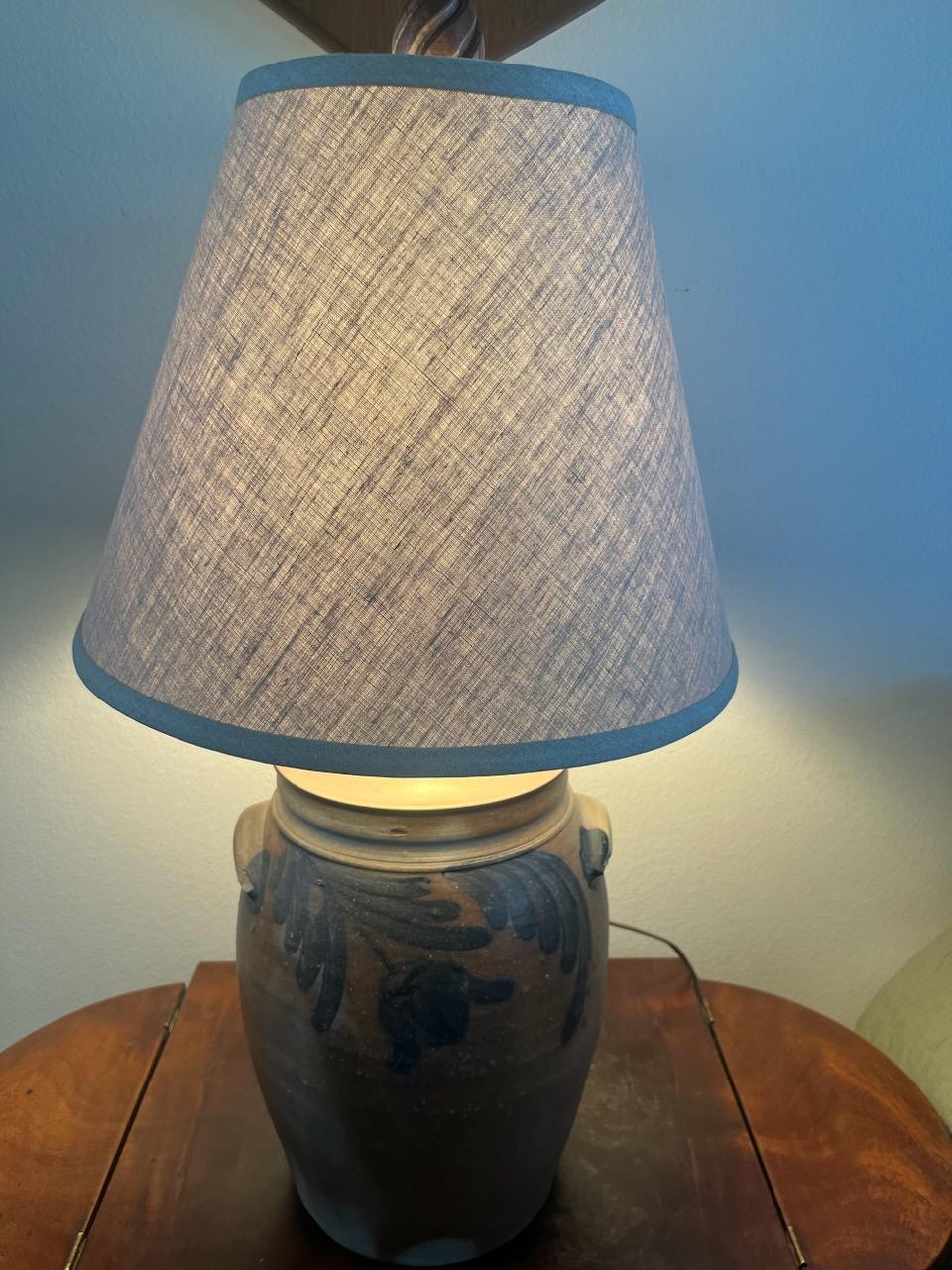 19thc Decorated Stoneware Crock Table Lamp In Good Condition For Sale In Los Angeles, CA