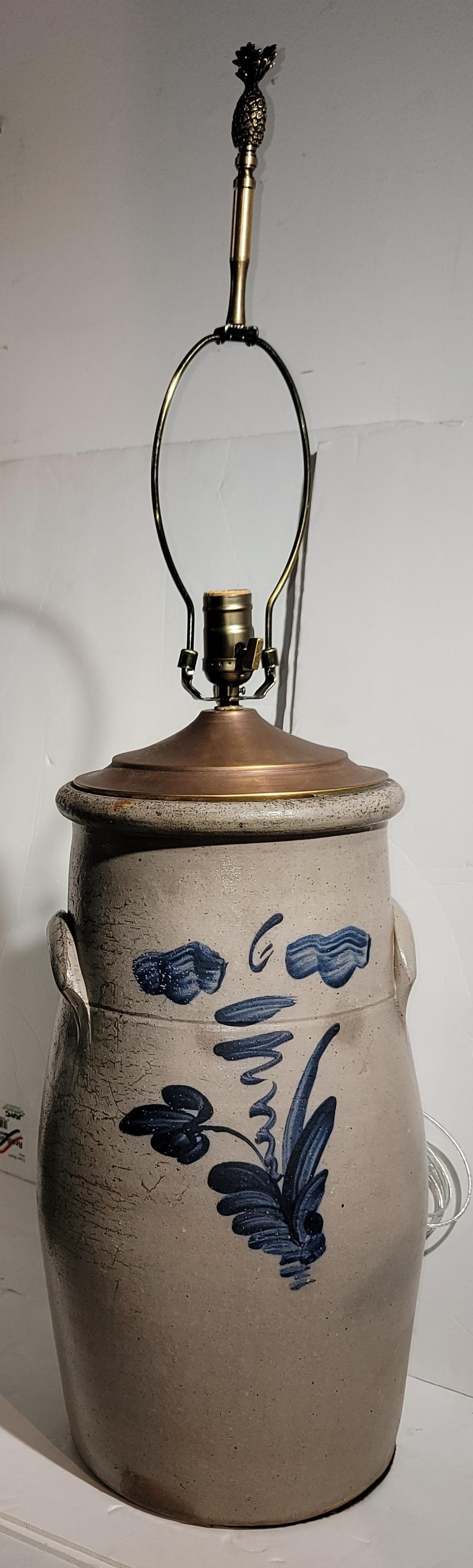 Grès décoré du XIXe siècle  Lampe Bon état - En vente à Los Angeles, CA