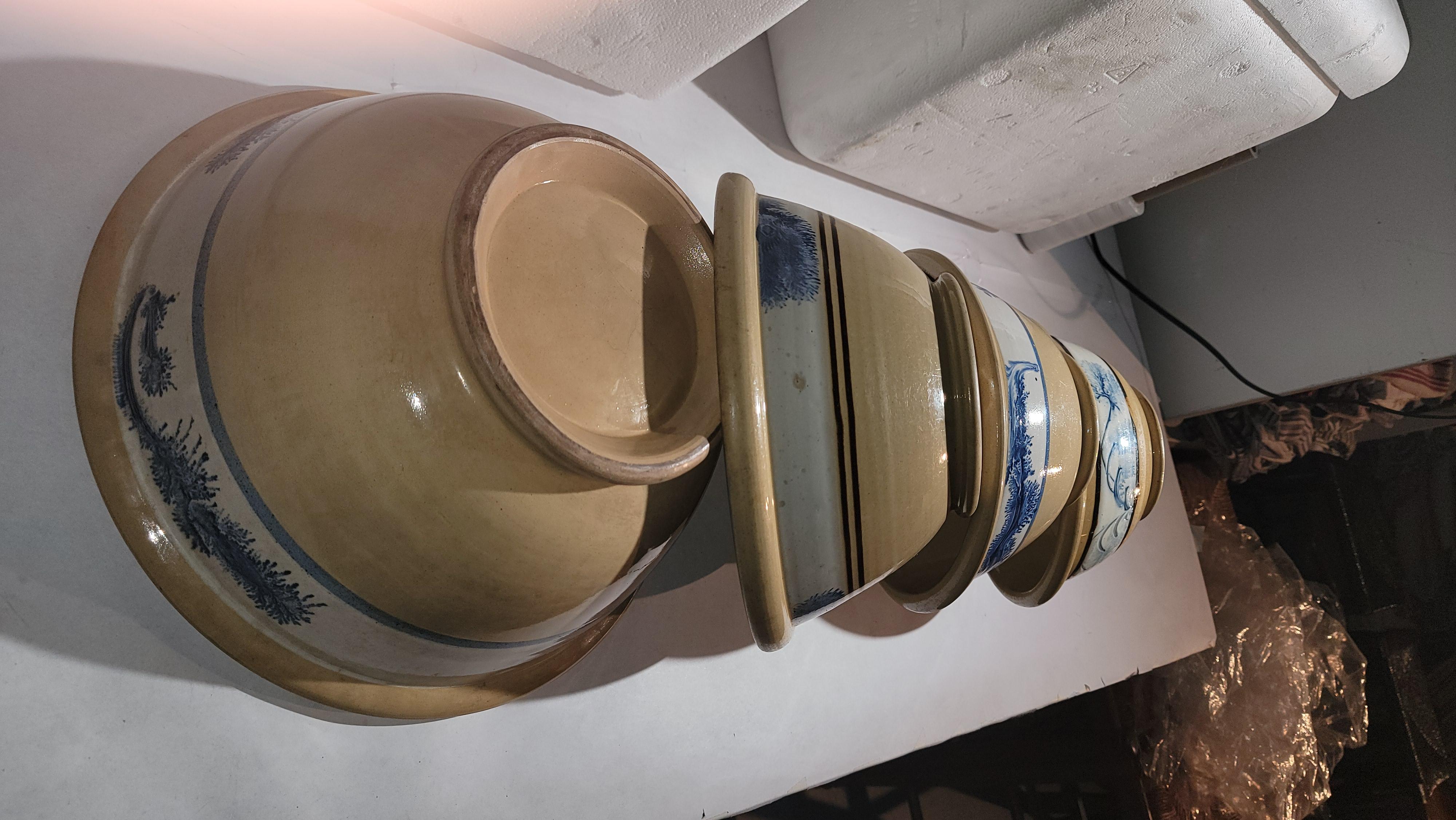 Ciotole decorative Yellowware del XIX secolo in vendita 3