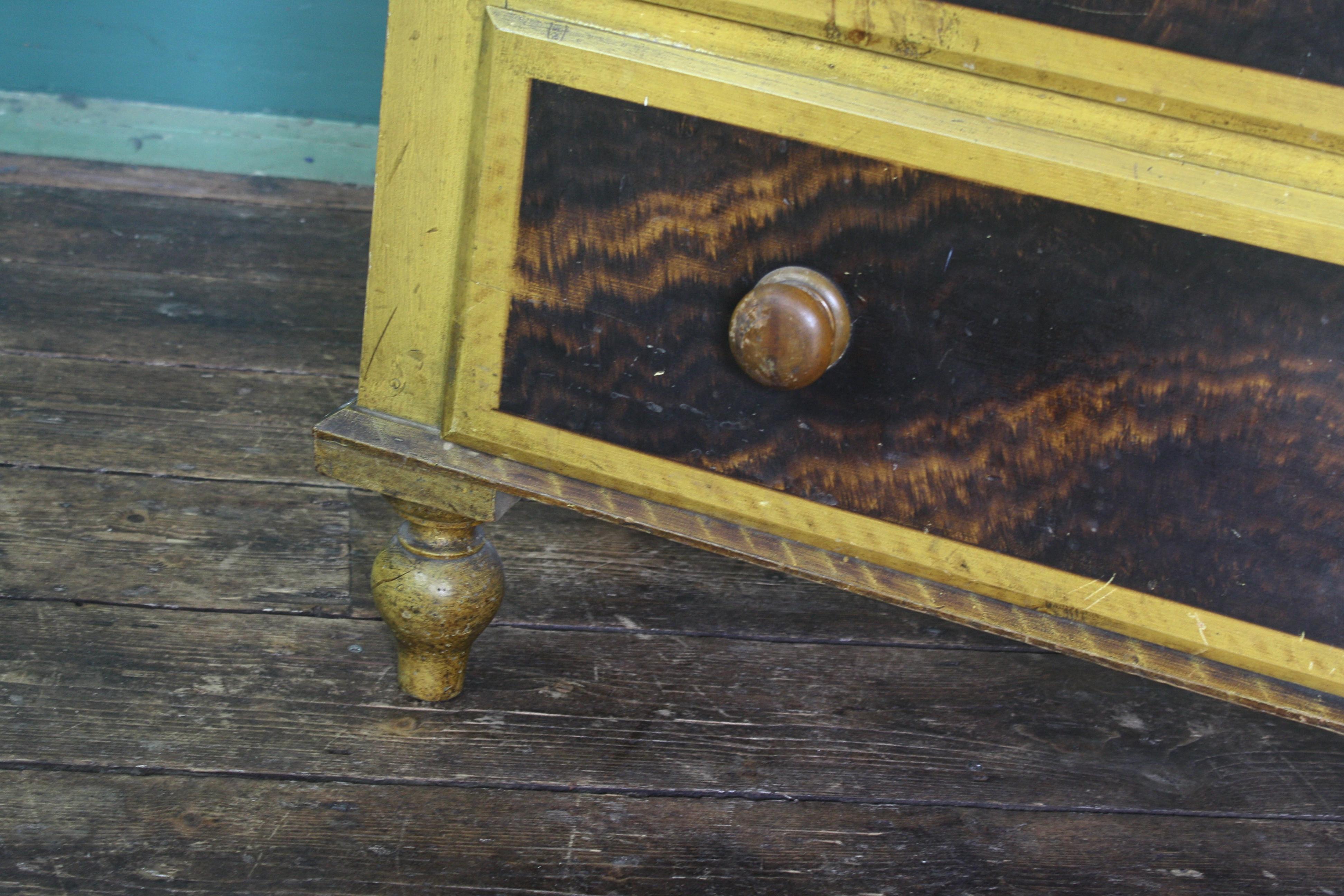 Diminutive Scottish Grained & Yellow Painted Chest of Drawers Folk Art In Good Condition For Sale In Lowestoft, GB