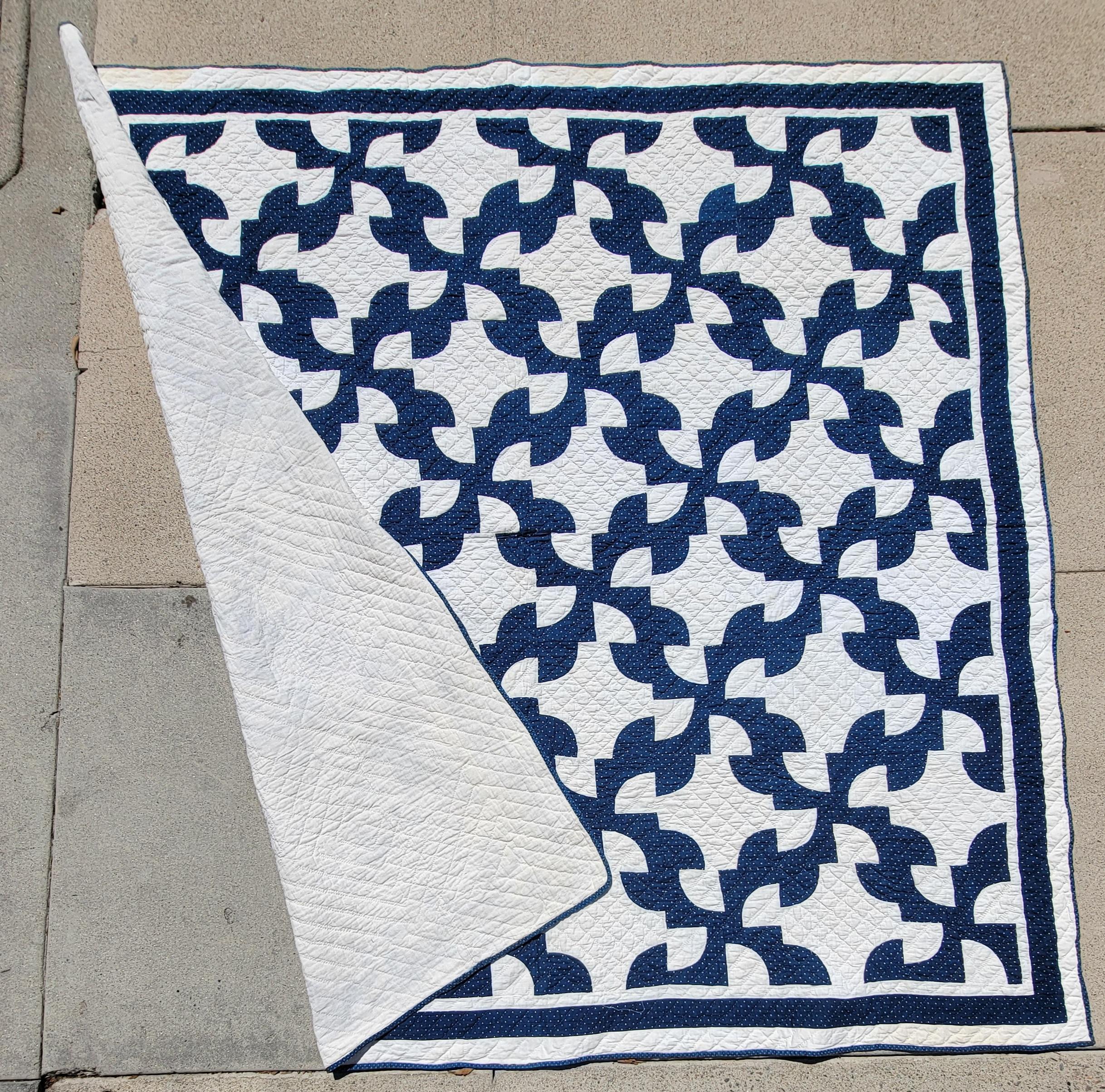 Américain Quilt bleu et blanc du chemin des ivrognes du 19e siècle en vente
