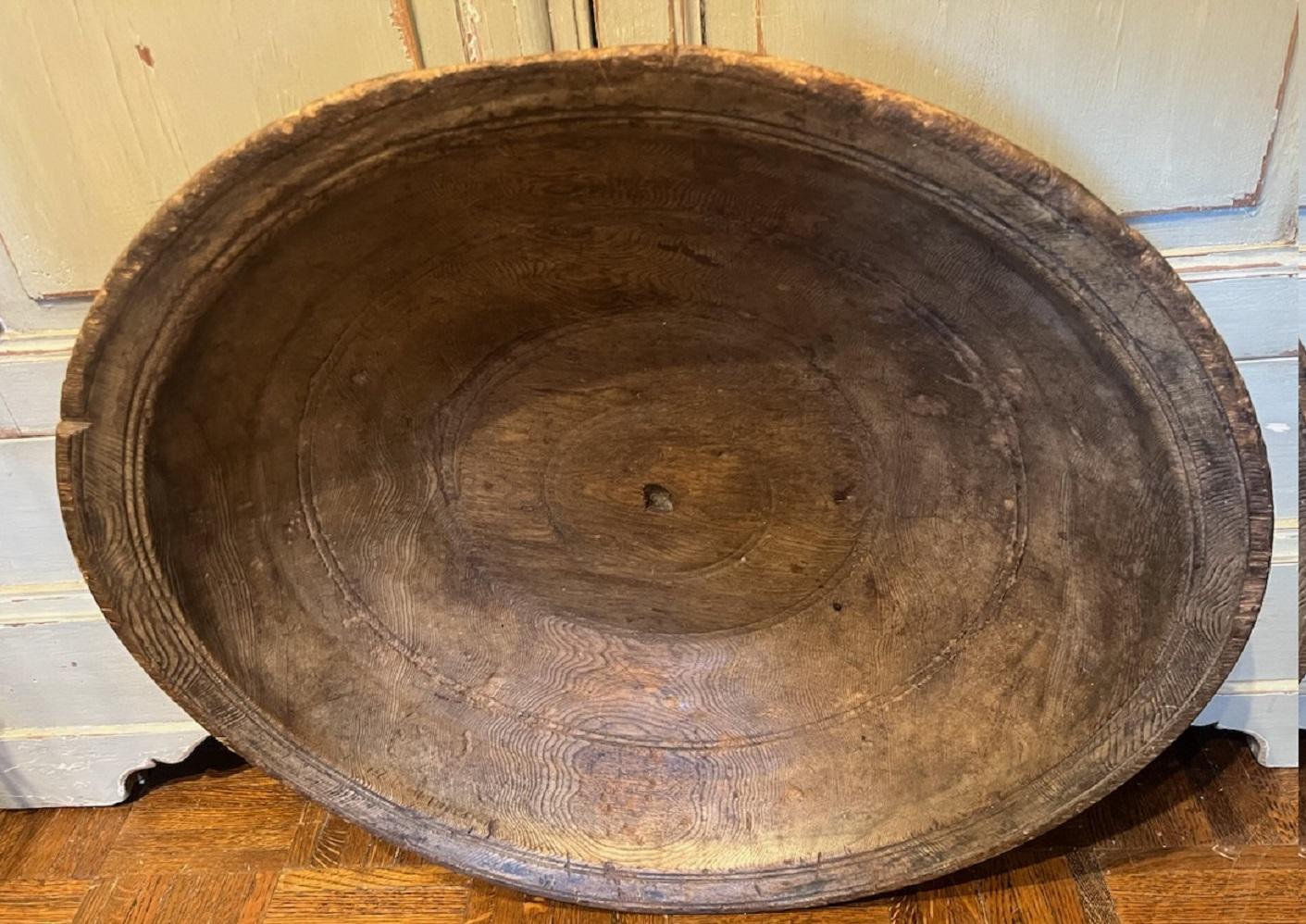 American 19Thc Early Large Hand Carved Bowl For Sale