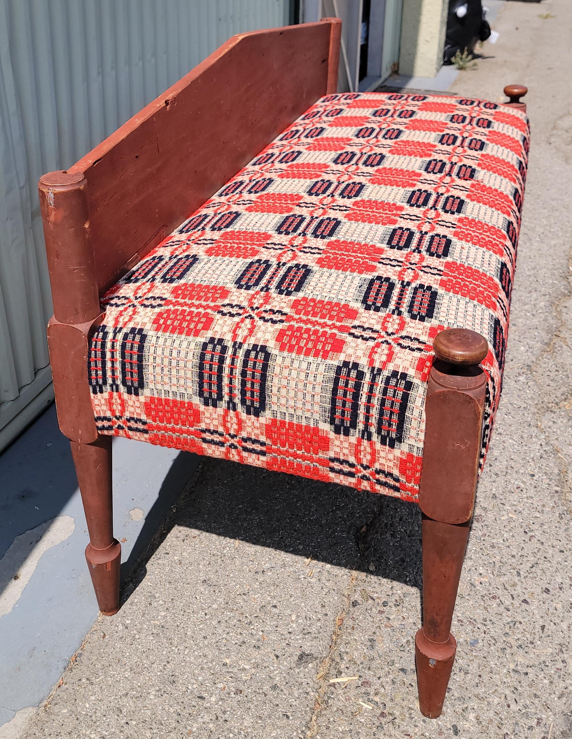 Canapé / lit de jour 19èmec Early Original Red Painted Settee / Day Bed en vente 4