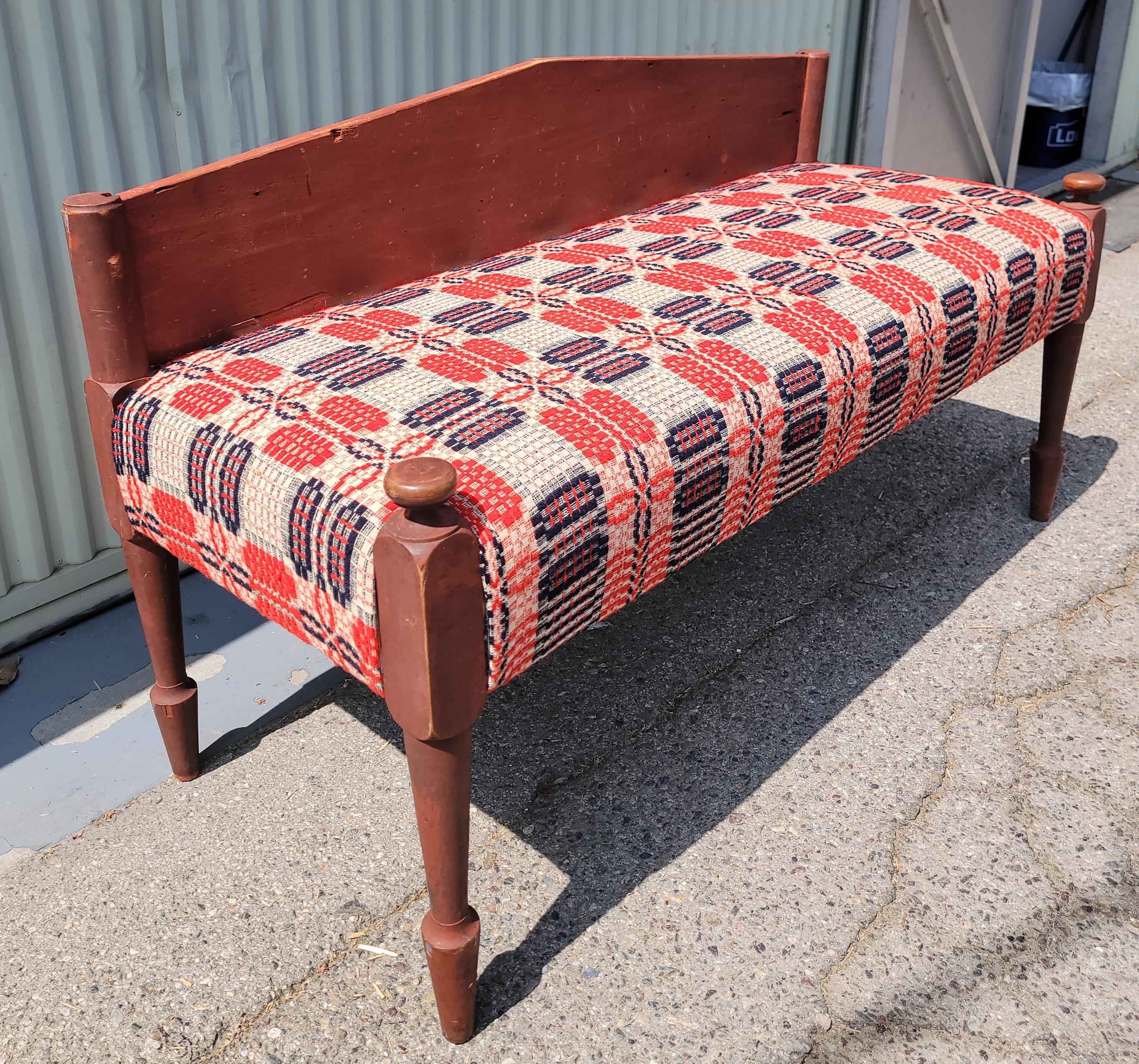 Laine Canapé / lit de jour 19èmec Early Original Red Painted Settee / Day Bed en vente