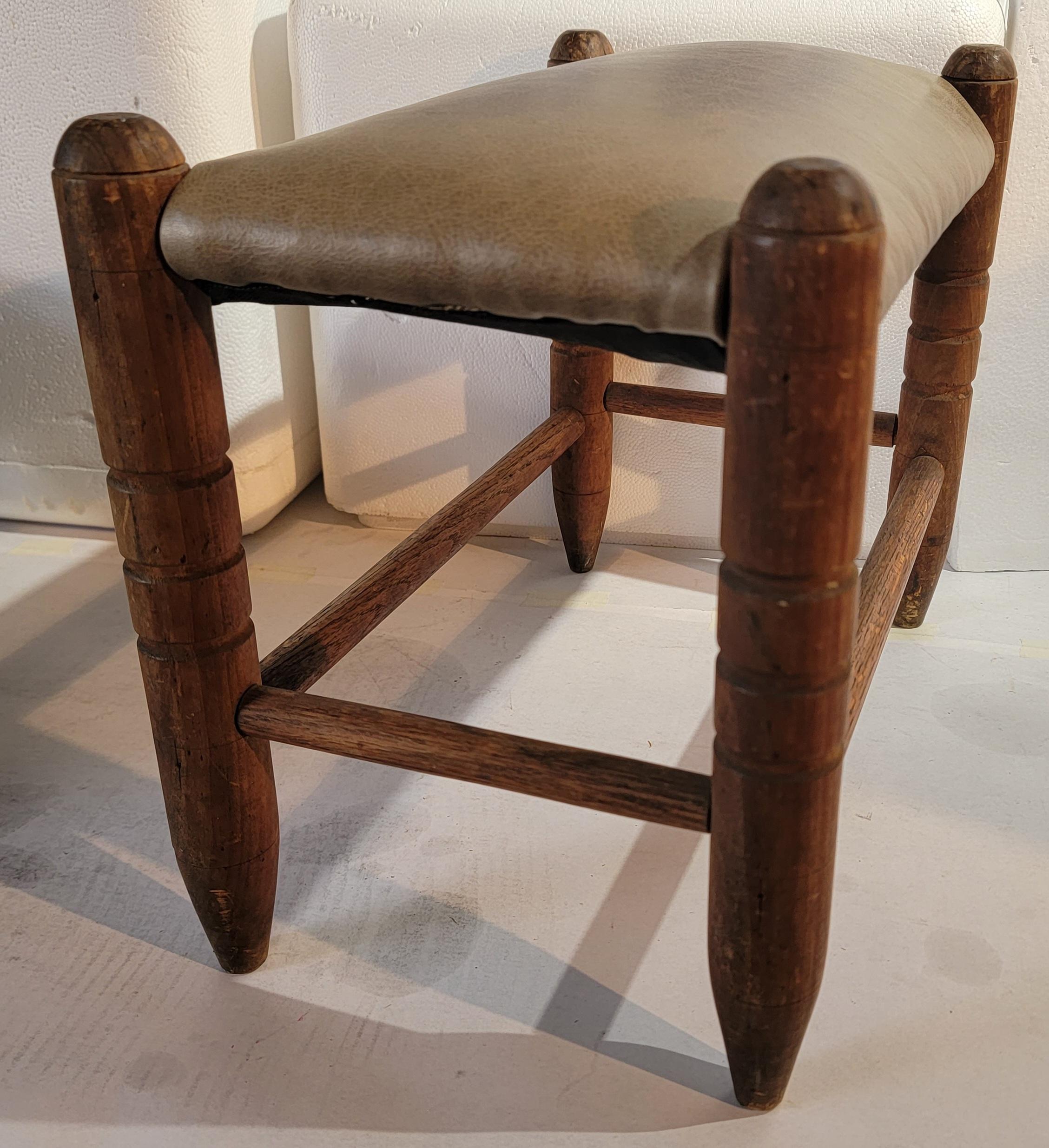 19Thc Early Stool With Leather Top In Good Condition In Los Angeles, CA