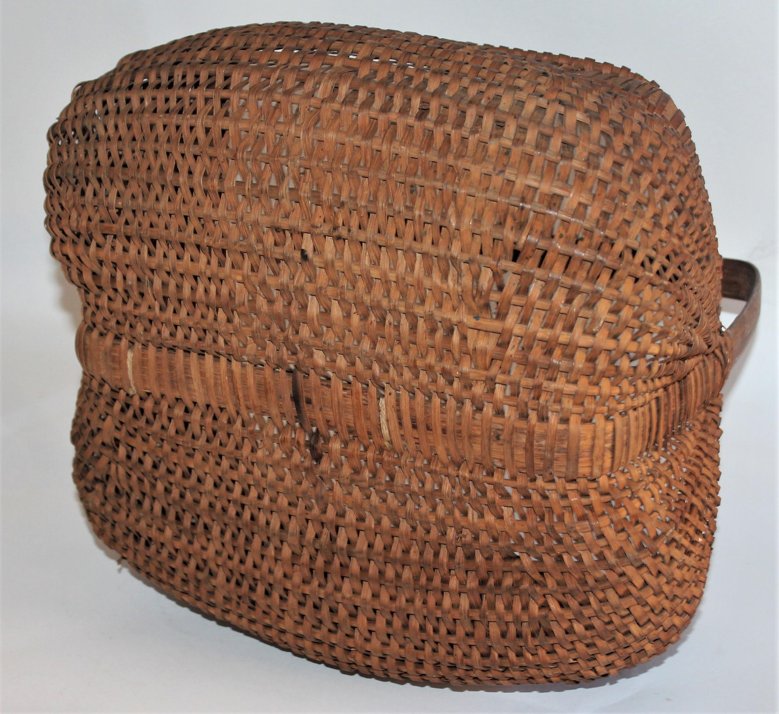 Hand-Woven 19th Century Early Tight Buttocks Basket