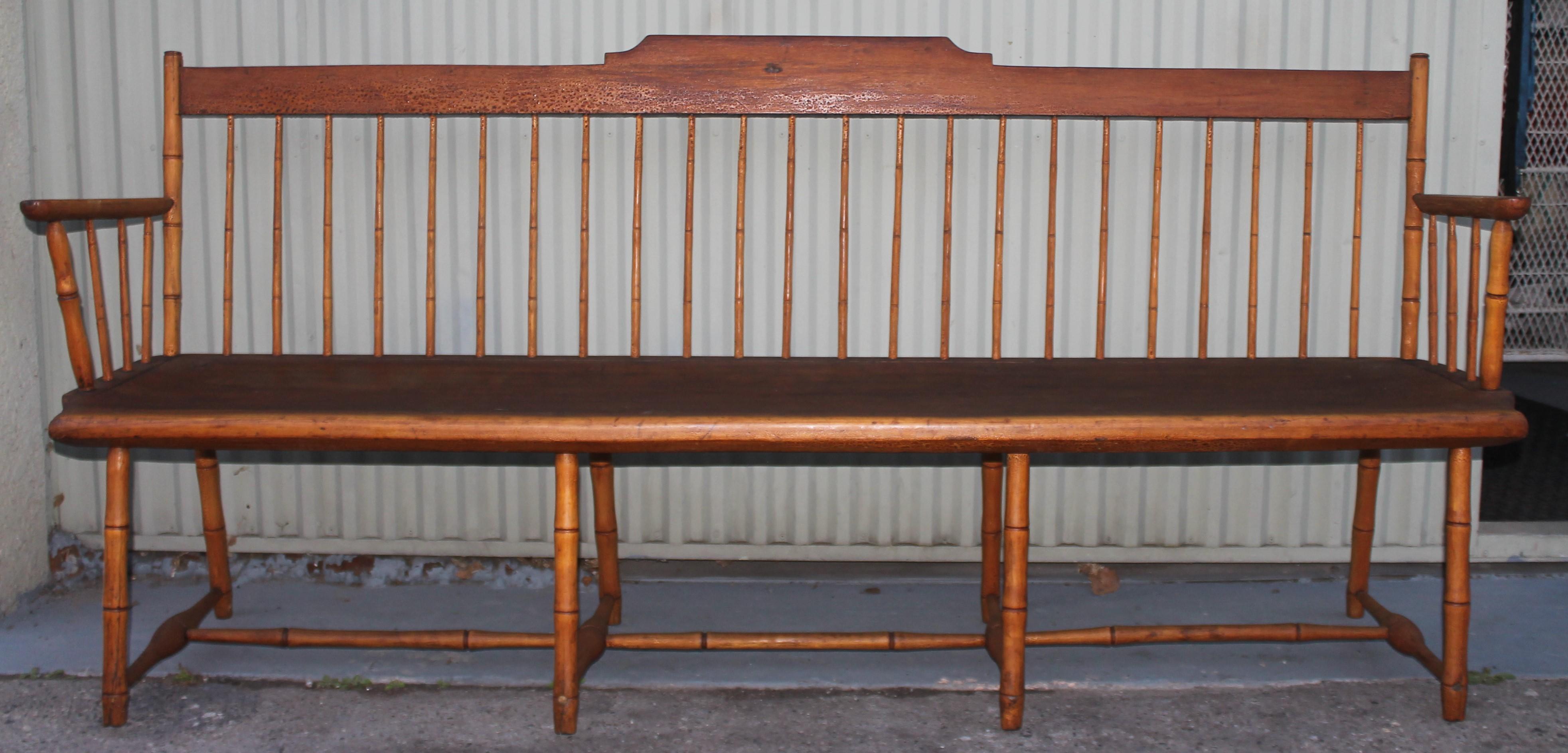 19th C Early Windsor Settee from New England For Sale 6
