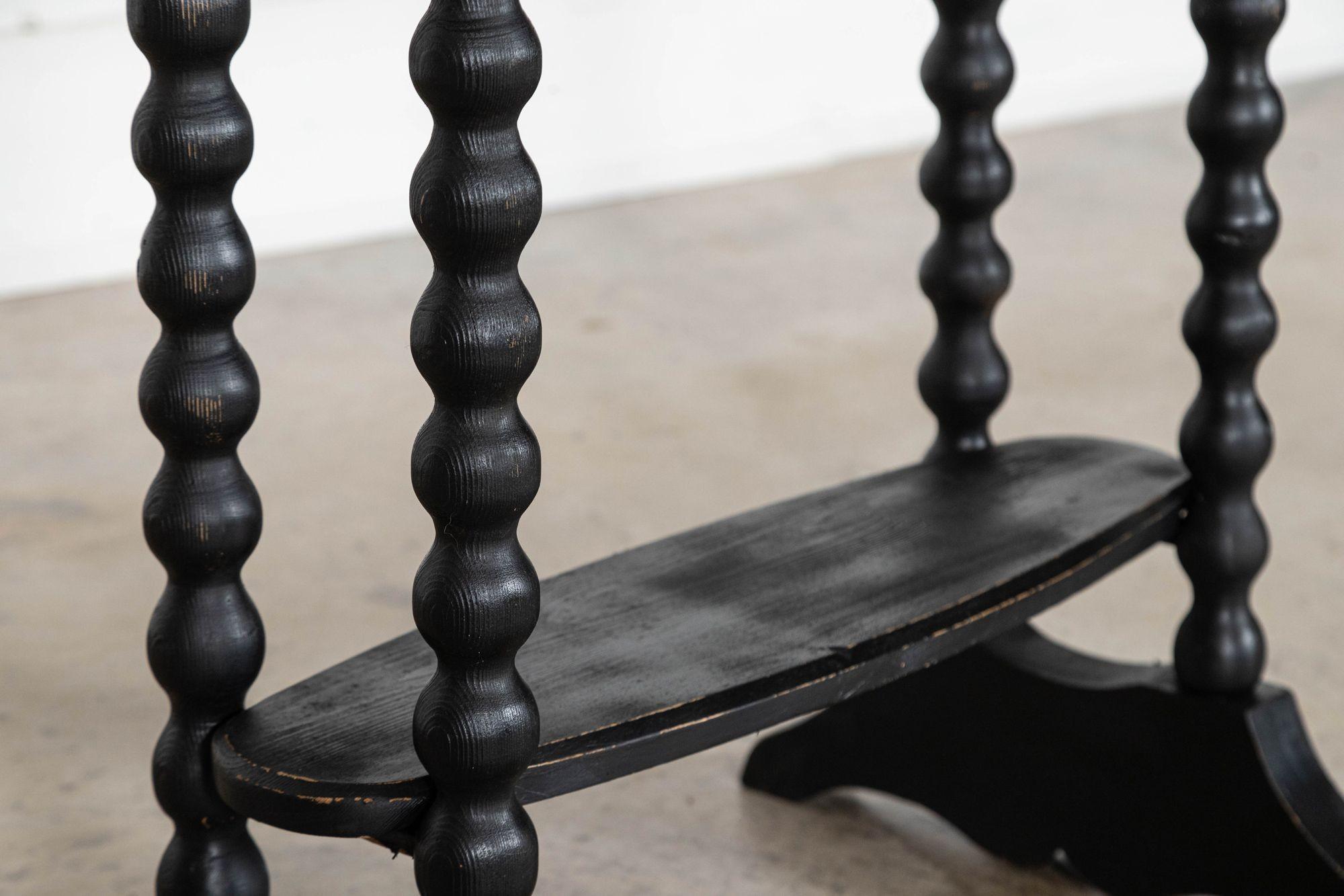 Mesa auxiliar de pino inglés ebonizado del siglo XIX en venta 7