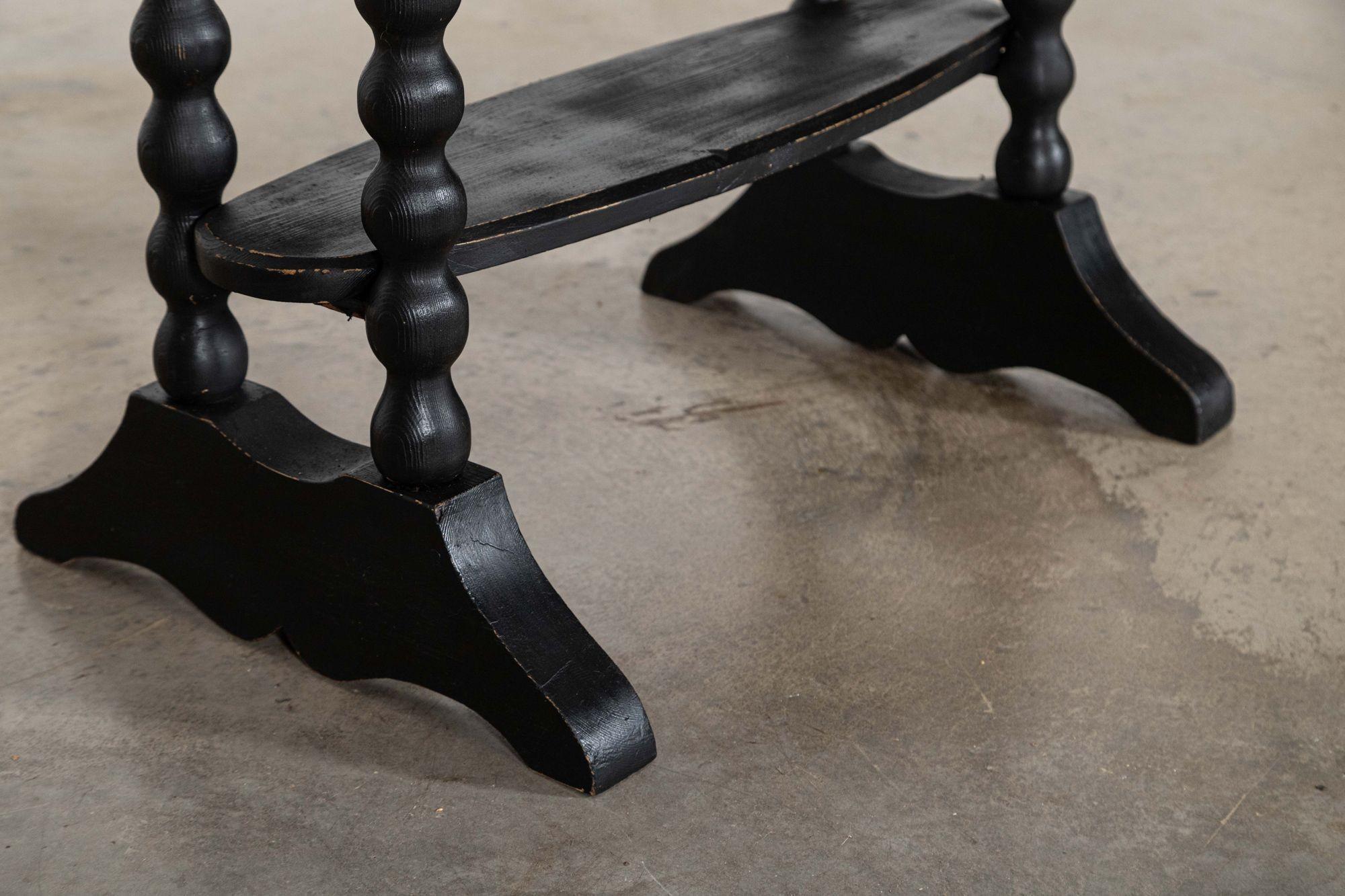 Mesa auxiliar de pino inglés ebonizado del siglo XIX en venta 3