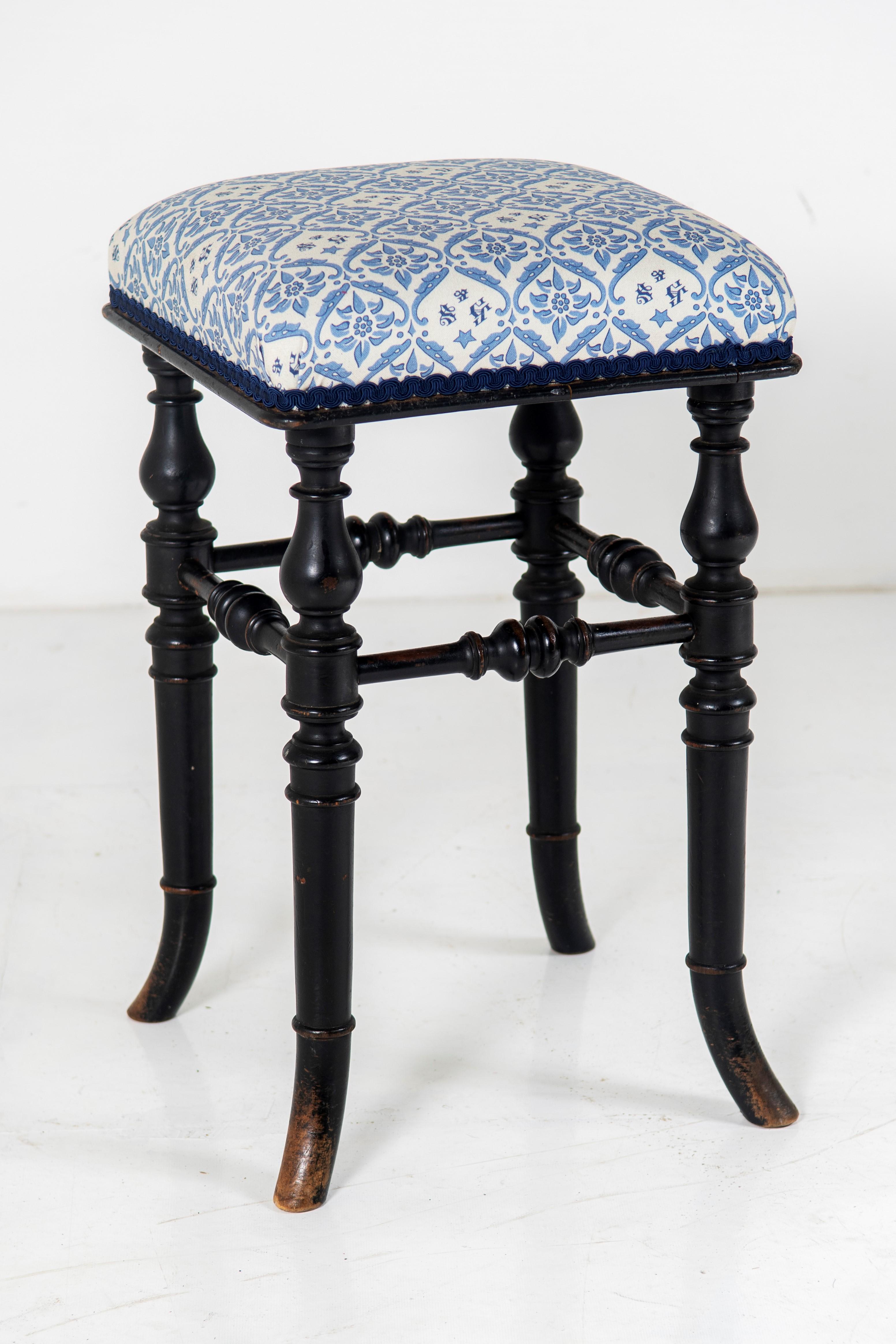 19thc Ebonised Piano Stool by Henry Brooks & Co London W/Howard & Son Upholstery For Sale 5