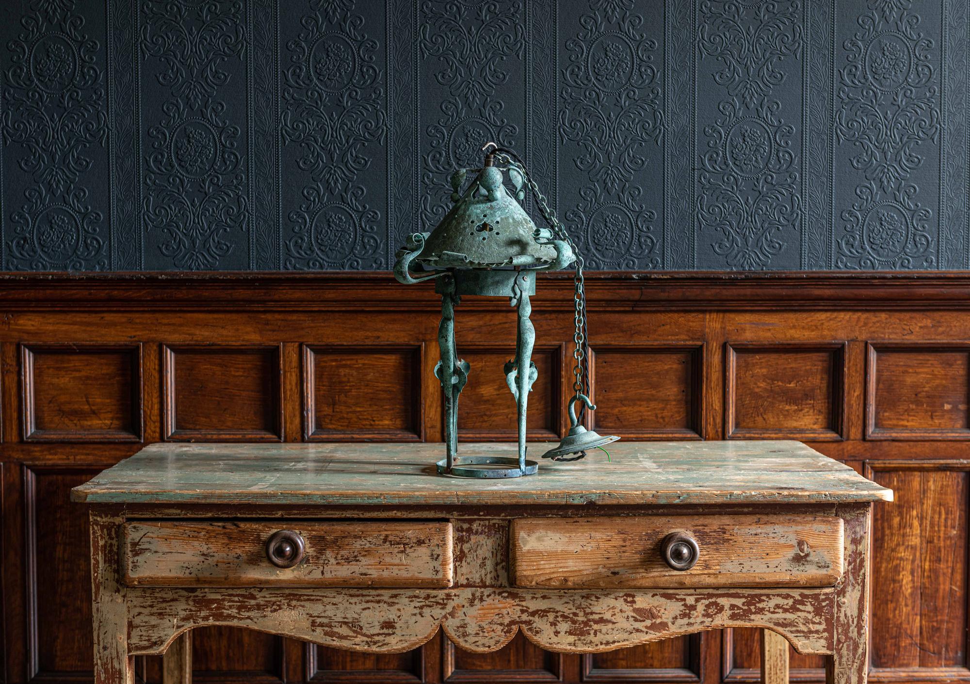 Anglais Lanterne Art Nouveau anglaise du 19ème siècle en vert-de-gris en vente