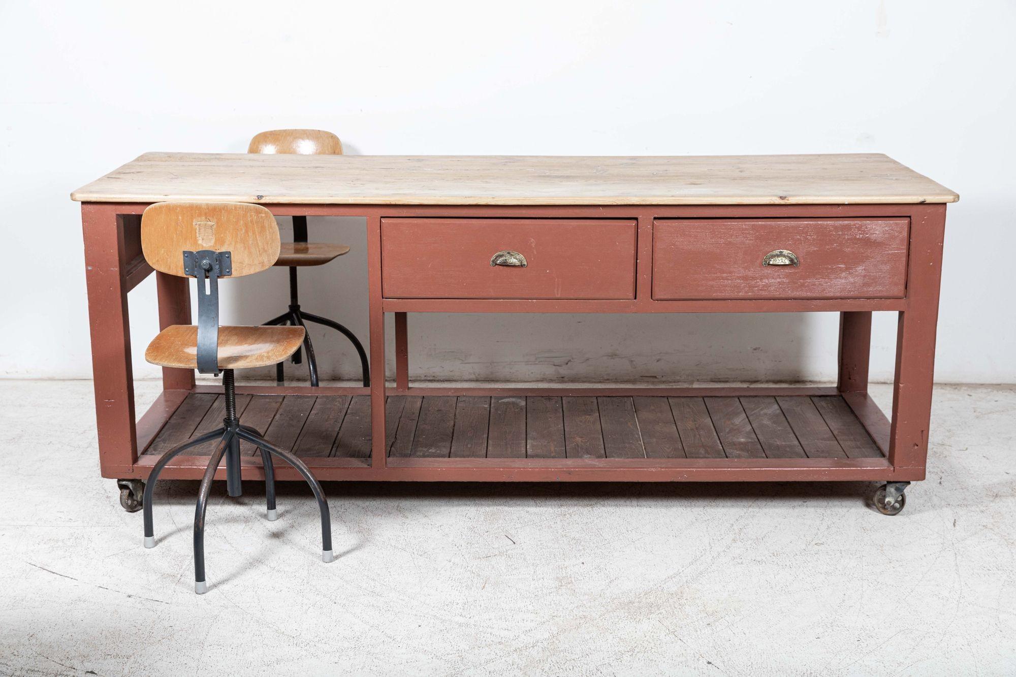 Circa 1890
Large 19thC English pine bakers Prep table Kitchen island with original hardware and castor wheels.
Excellent scale and form.
Measures: W 237 x D 85 x H 93 cm.
    