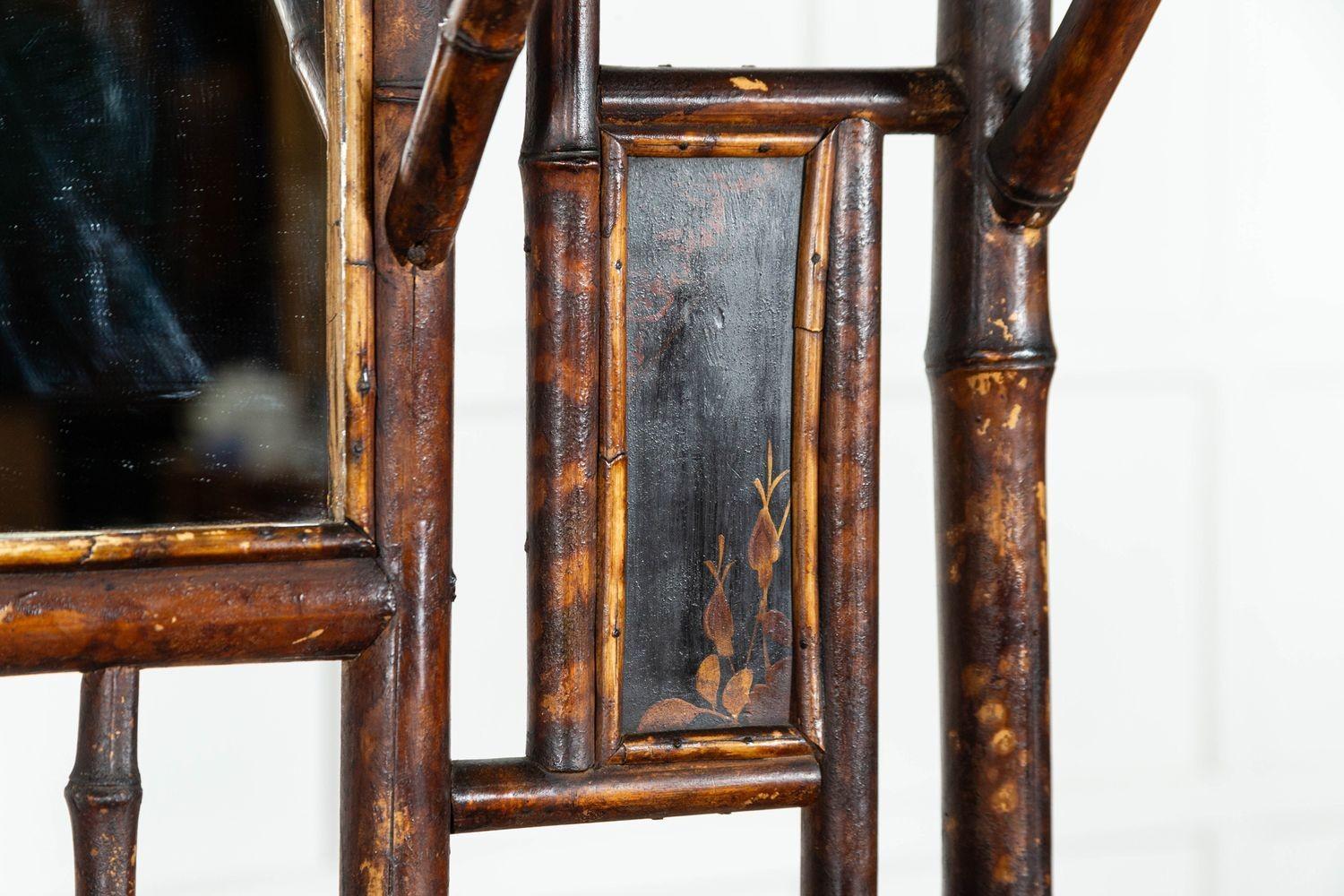 Portaoggetti inglese in bambù con specchio del XIX secolo in vendita 8