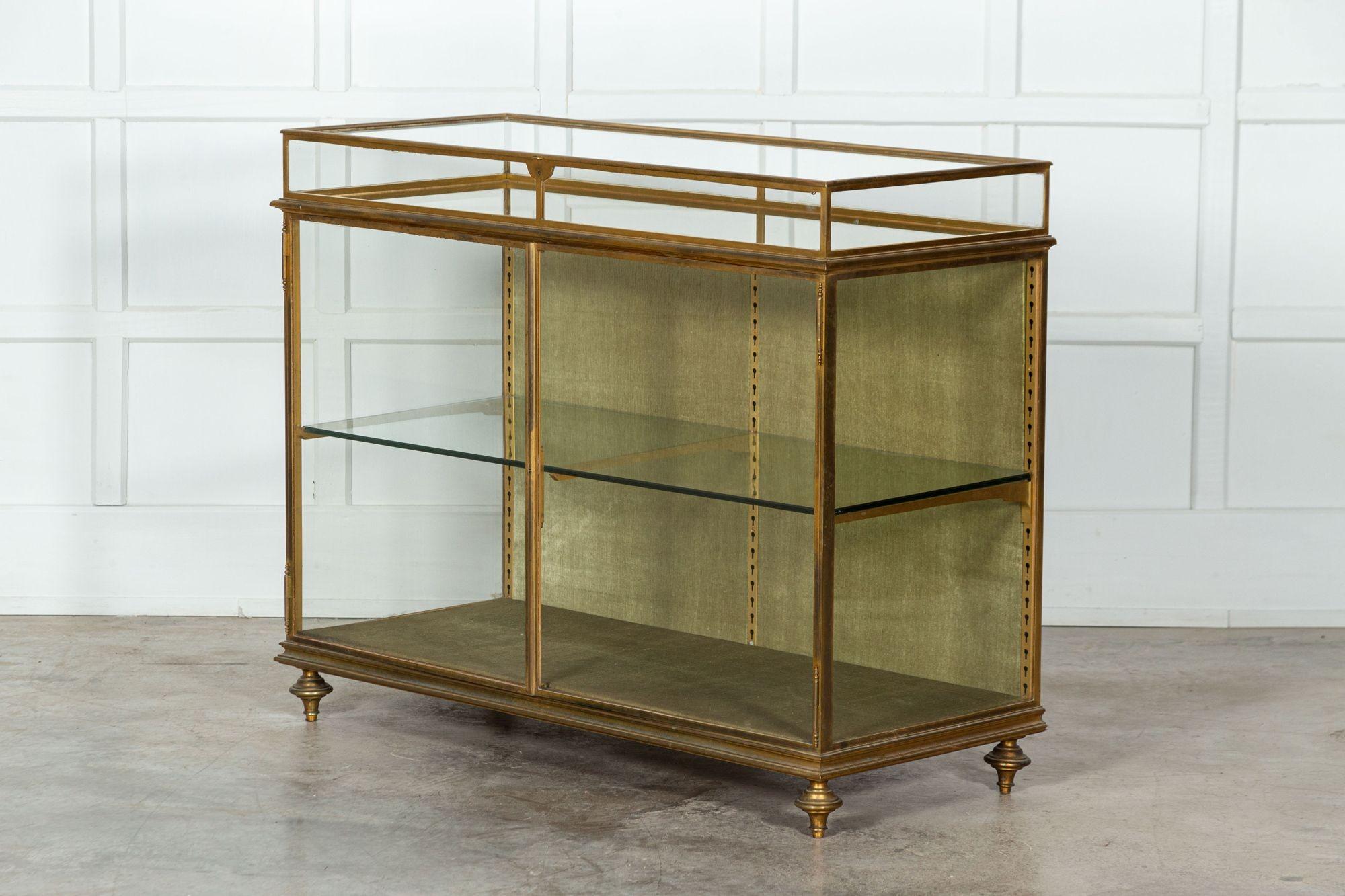19thC English Bronze Shop Display Cabinet In Good Condition For Sale In Staffordshire, GB