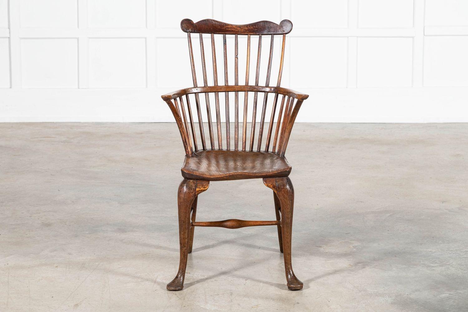 um 1820
19. Jahrhundert Englisch George III Eiche & Ulme Kamm zurück Stuhl
sku 1943
W55 x D42 x H94 cm
Sitzhöhe 43 cm
Gewicht 5 kg