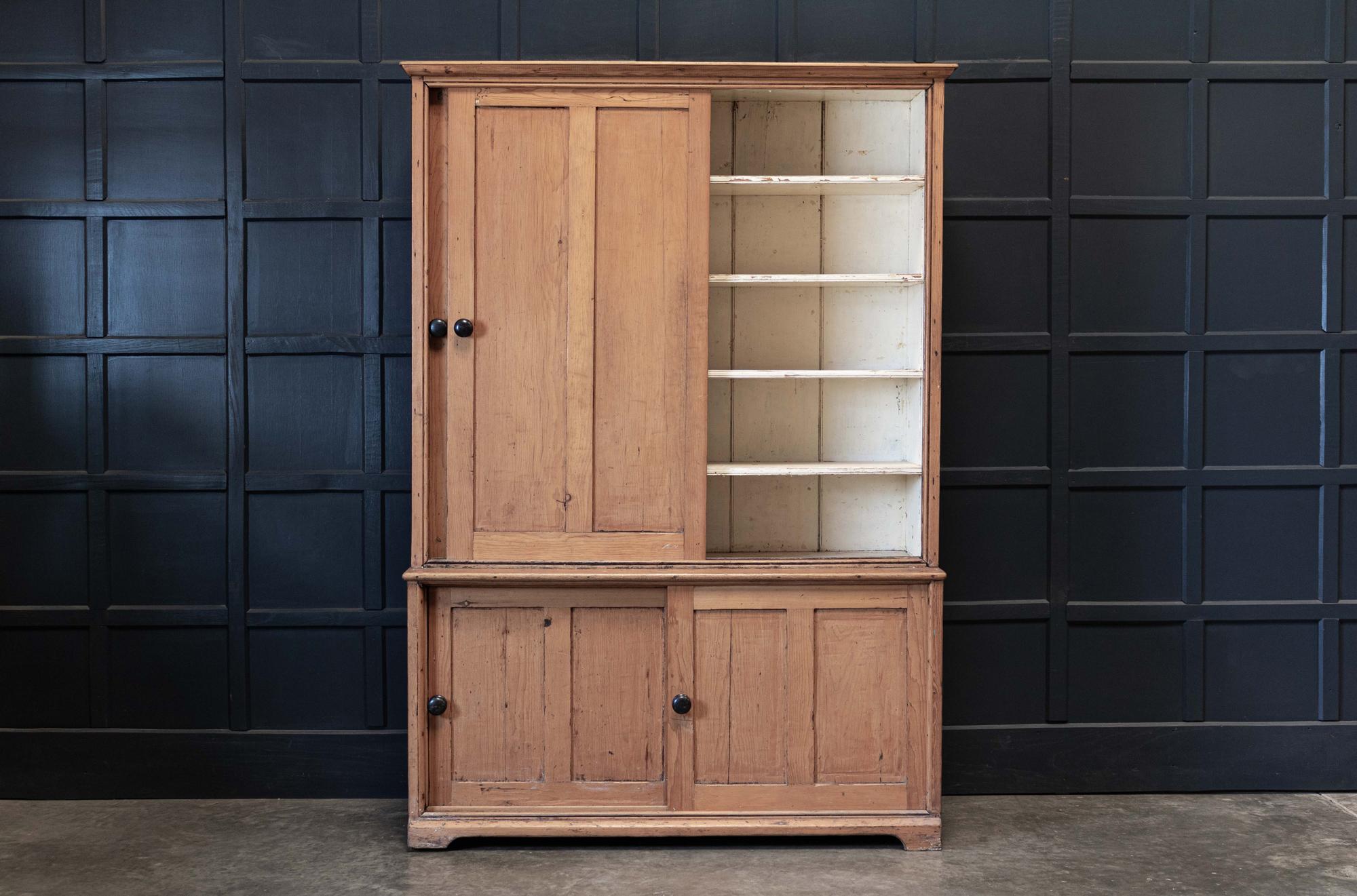 19thC English Large Pine Housekeepers Cupboard In Good Condition In Staffordshire, GB