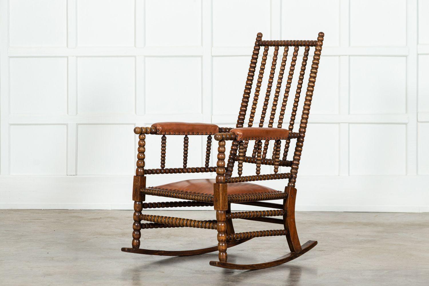 Fauteuil à bascule en acajou anglais du 19e siècle Bon état - En vente à Staffordshire, GB