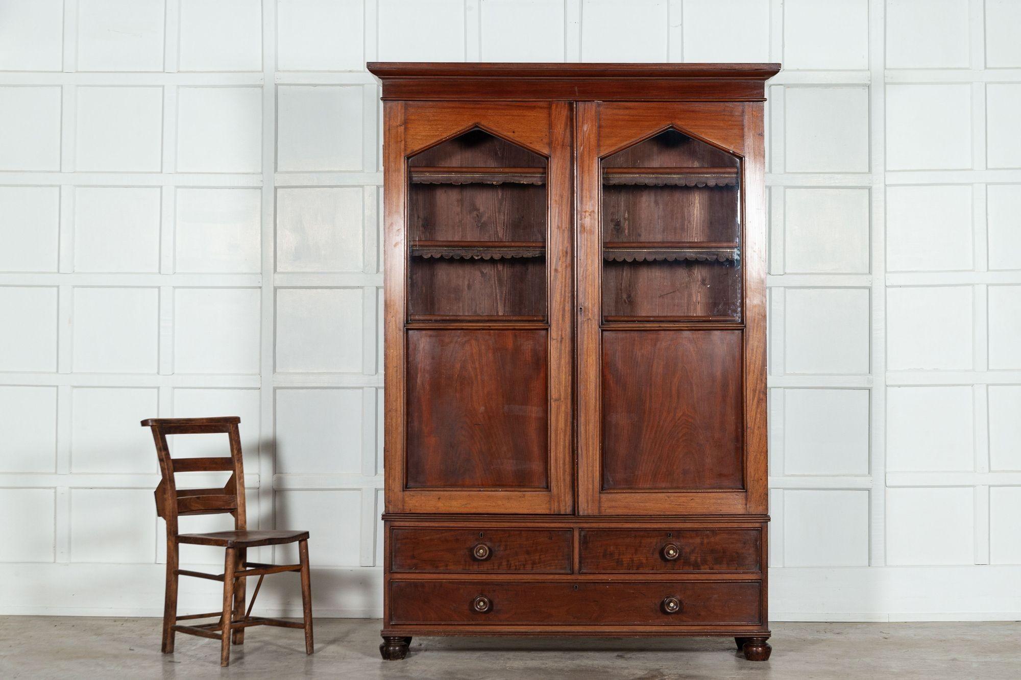 19th Century English Mahogany Glazed Bookcase For Sale 1