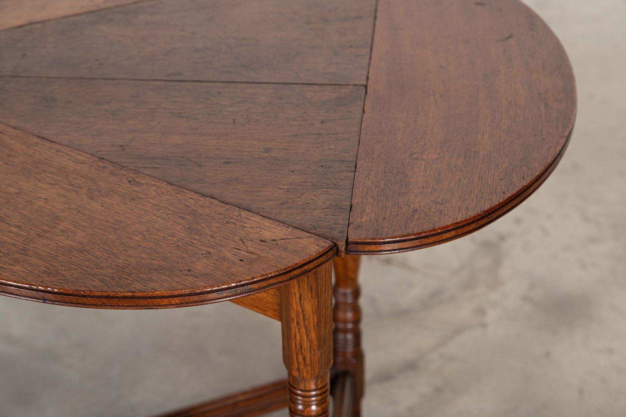 19thC English Oak Folding Cricket Table For Sale 7