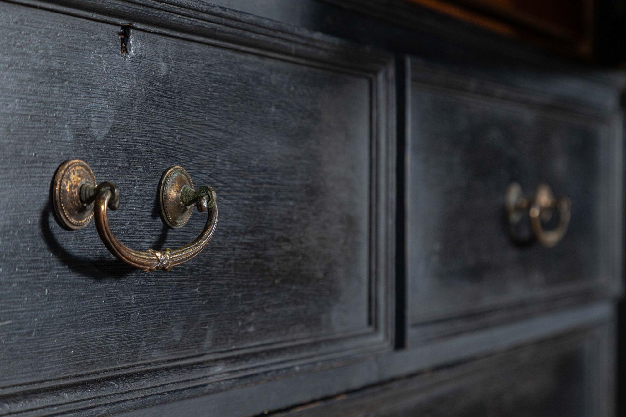 19. Jahrhundert Englisch Oak Painted Wäschepresse im Angebot 12