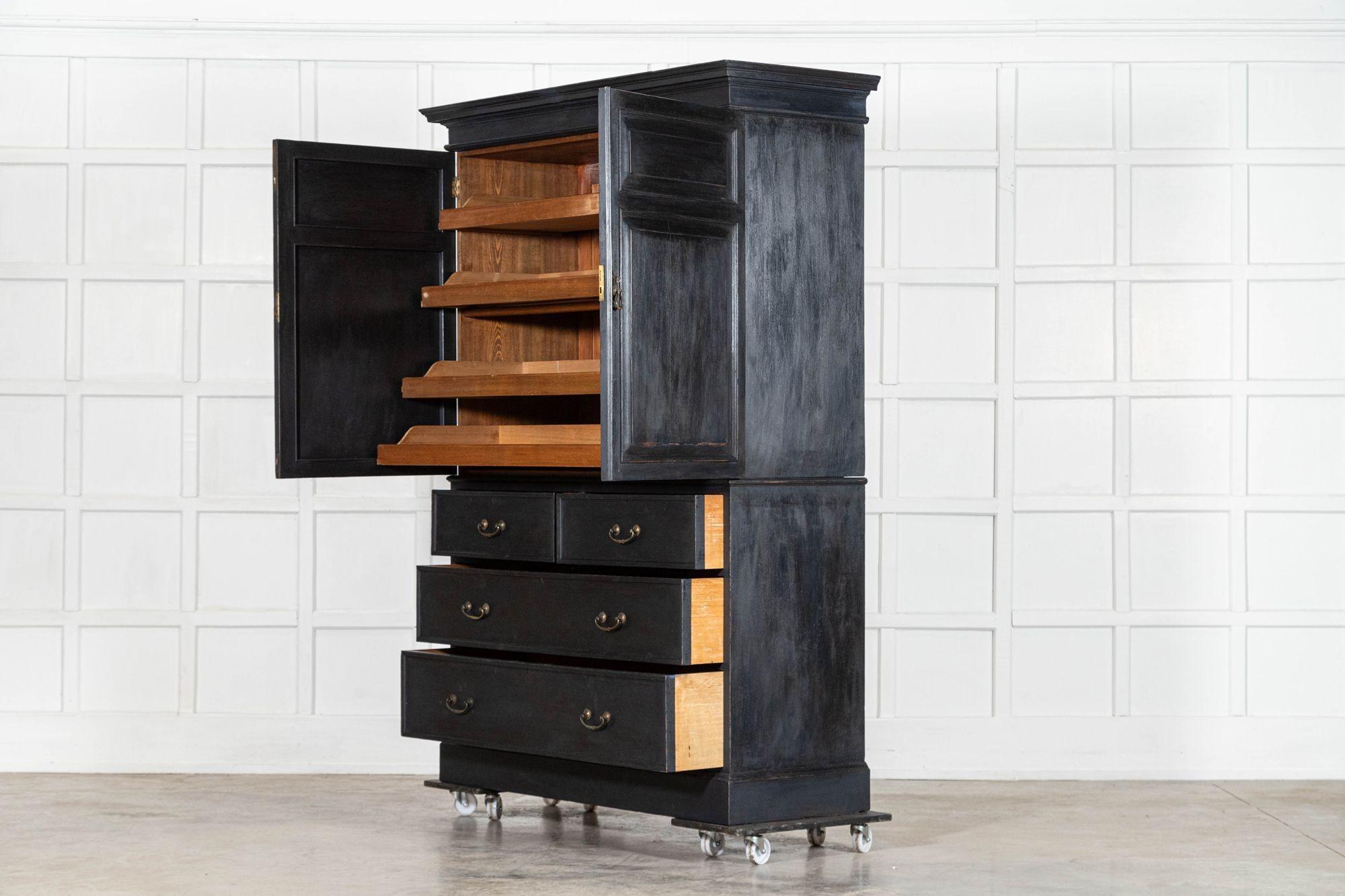 19. Jahrhundert Englisch Oak Painted Wäschepresse im Angebot 2