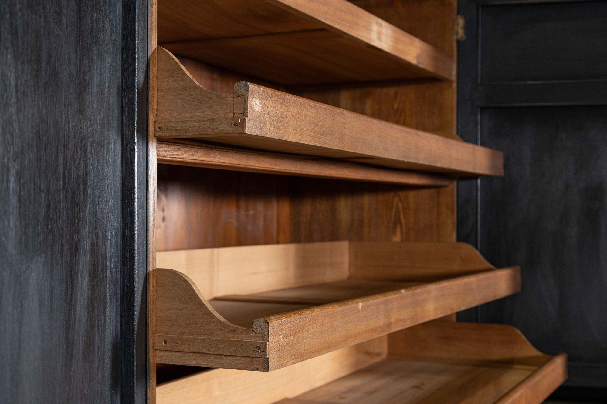 19. Jahrhundert Englisch Oak Painted Wäschepresse im Angebot 5