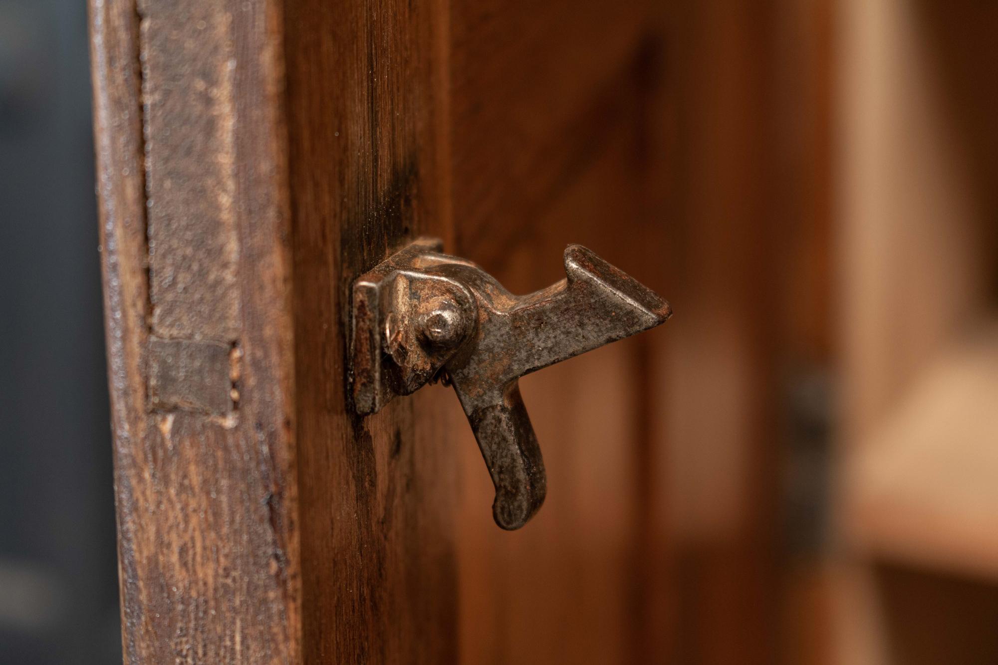 19thC English Oak Panelled Cupboard 4