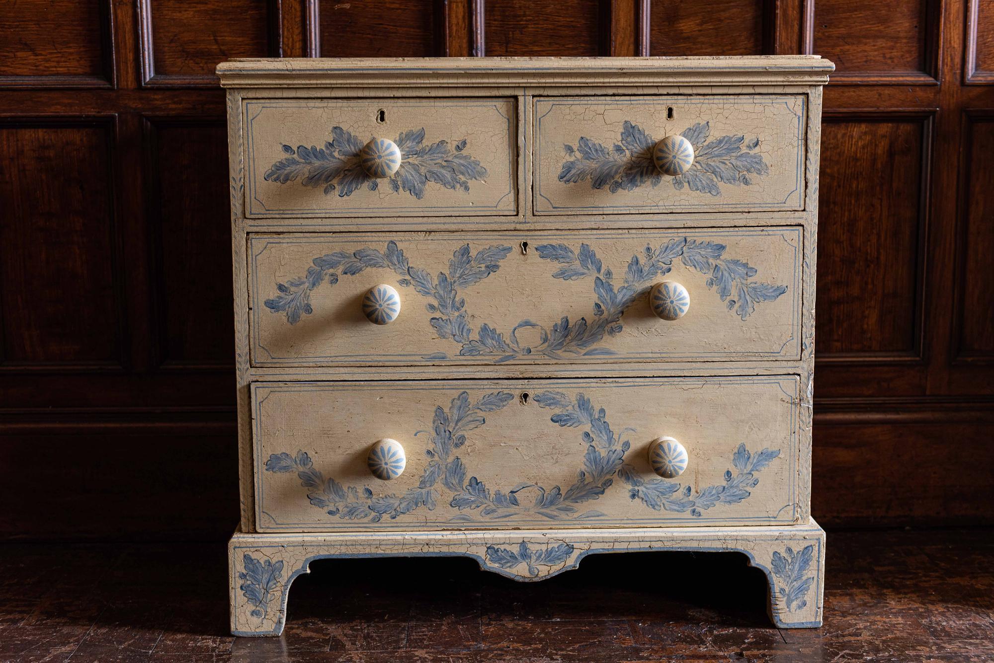 Pine 19th Century English Pair of Painted Chest of Drawers