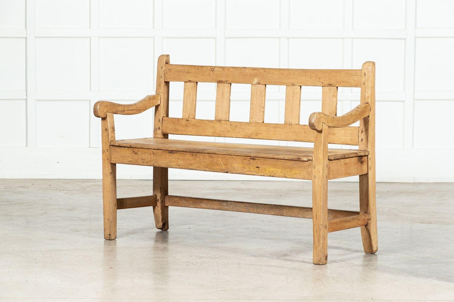 Banc en pin anglais du 19e siècle Bon état - En vente à Staffordshire, GB