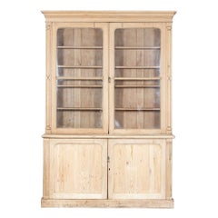 Commode anglaise en pin émaillé du 19ème siècle