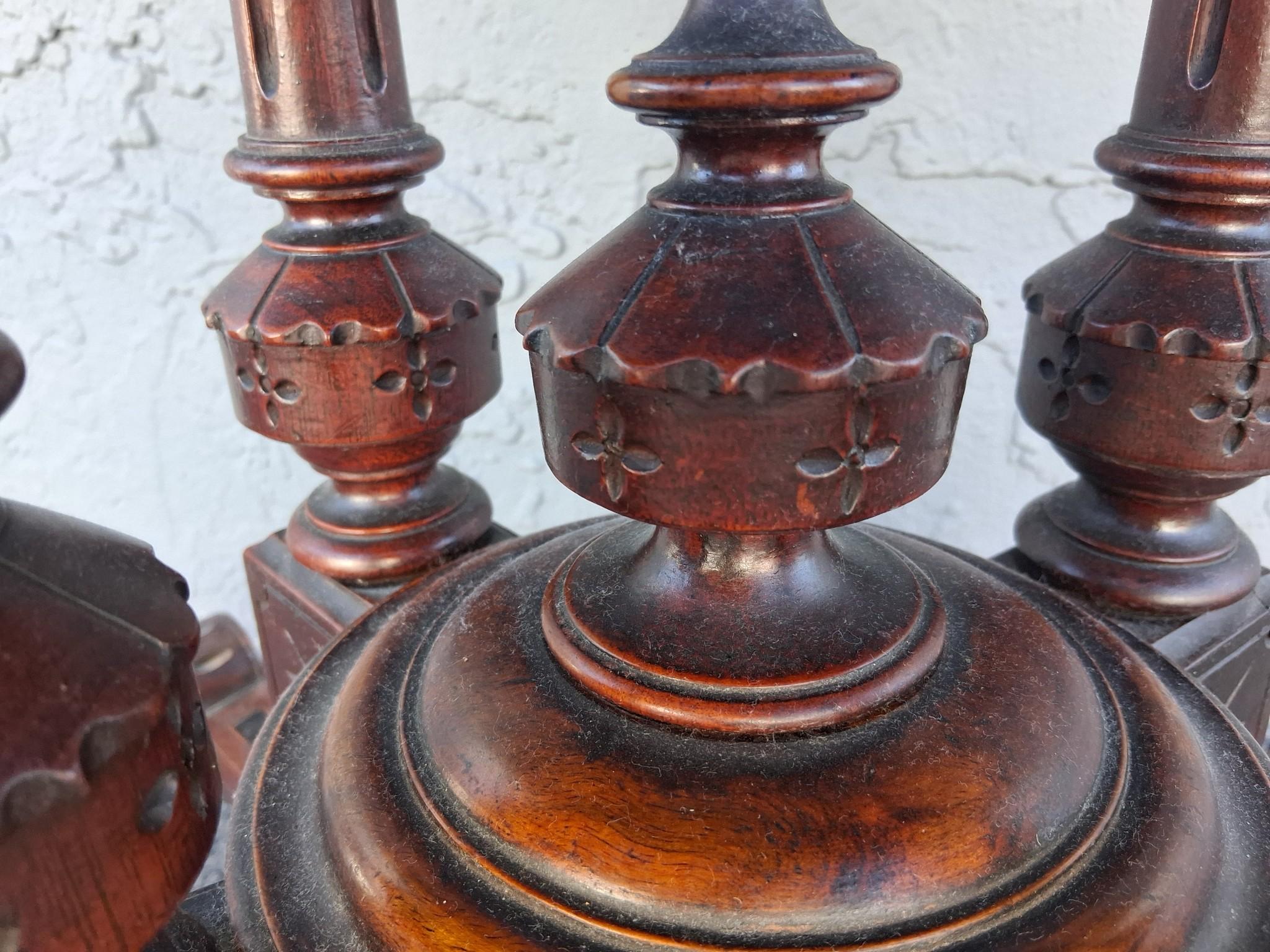 Mesa de juego/consola inglesa del siglo XIX con incrustaciones de madera de brezo en venta 6