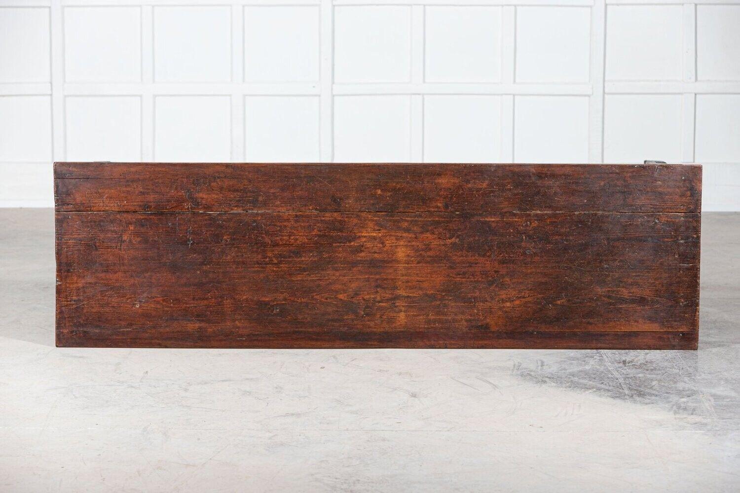 XIXe siècle Table de cuisine en pin vernaculaire anglais du 19e siècle en vente